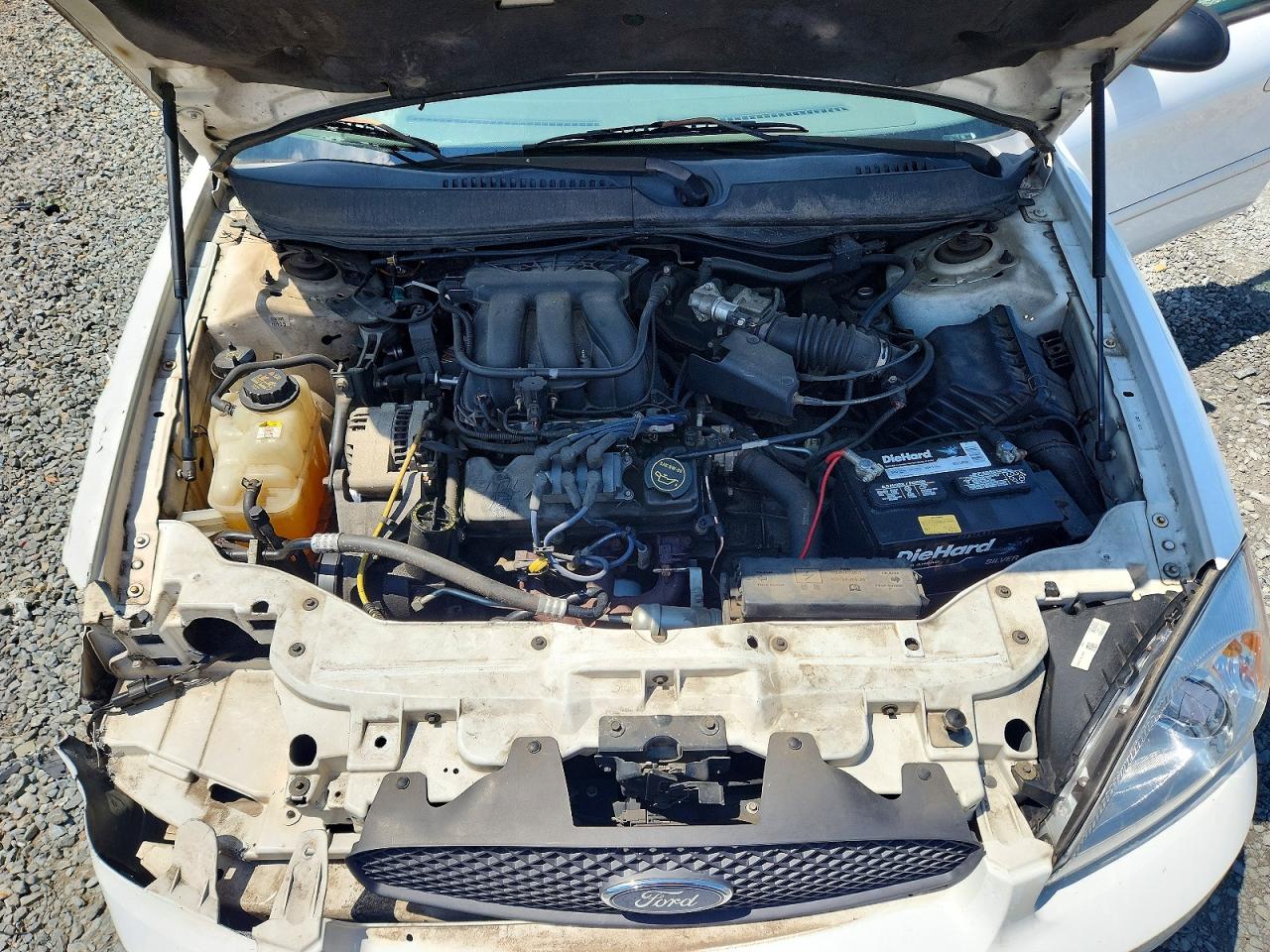 2005 Ford Taurus Se White vin: 1FAFP53215A272662