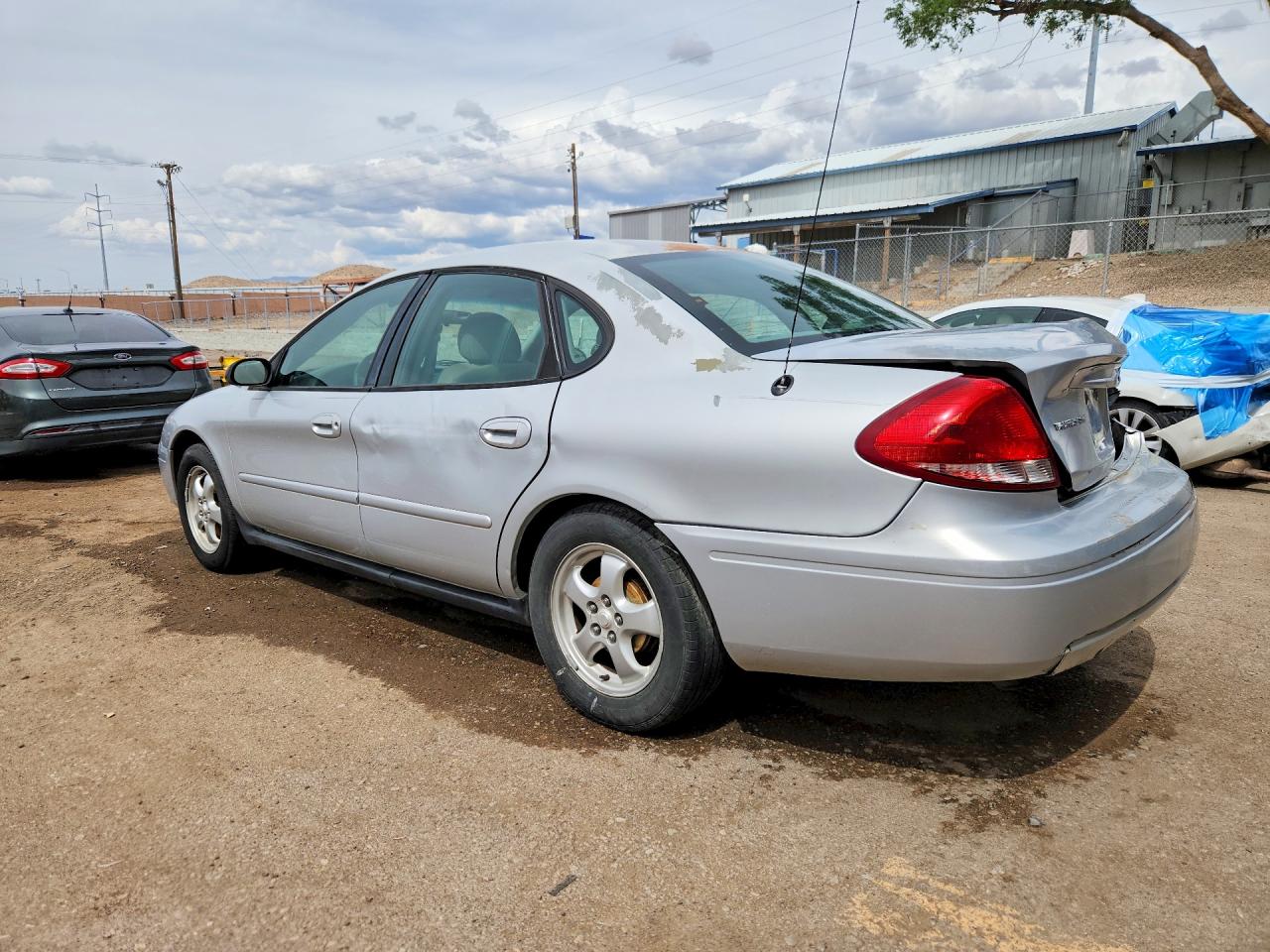2005 Ford Taurus Se Silver vin: 1FAFP53235A108765