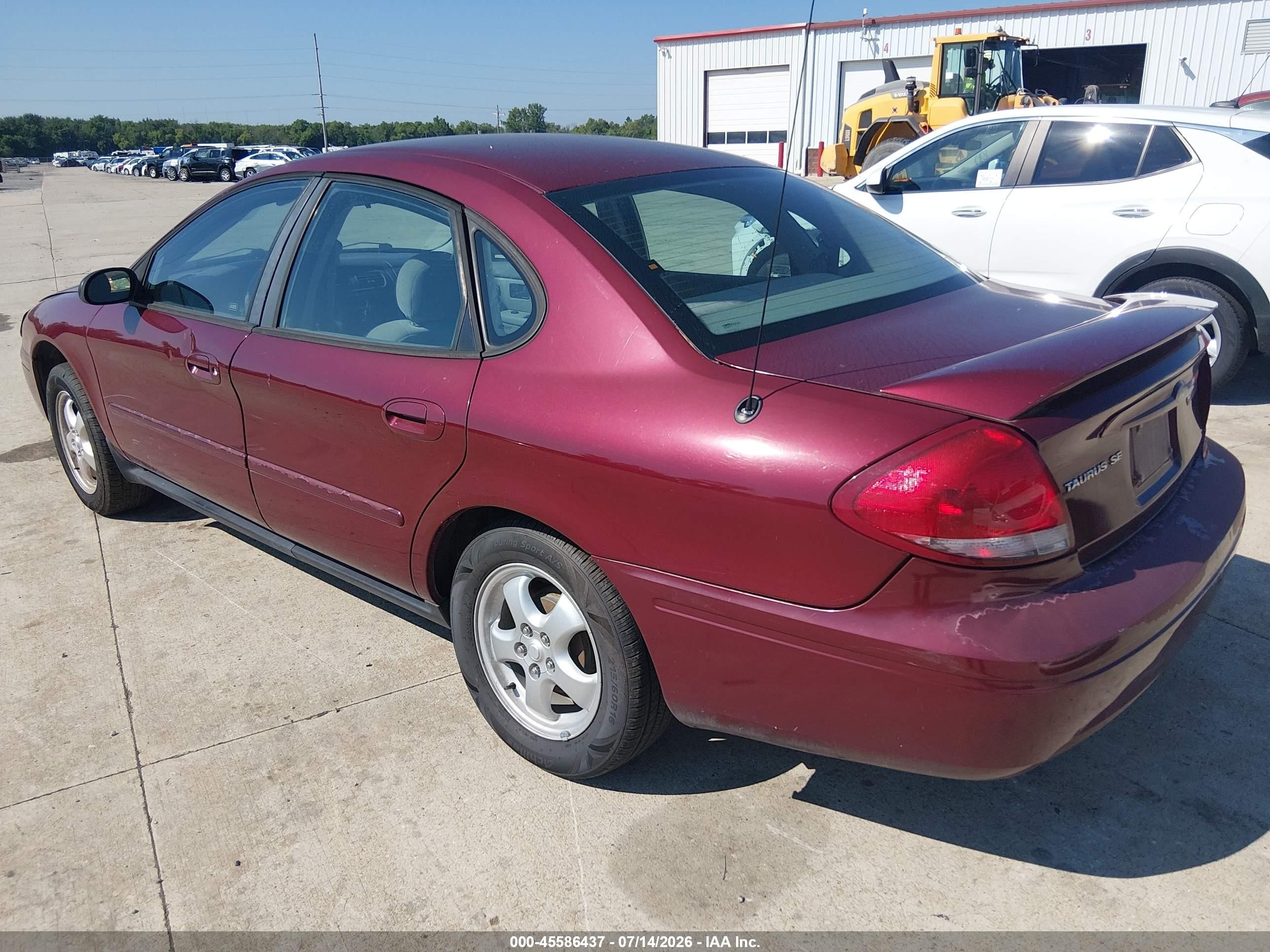 2005 Ford Taurus Se Burgundy vin: 1FAFP53235A212205