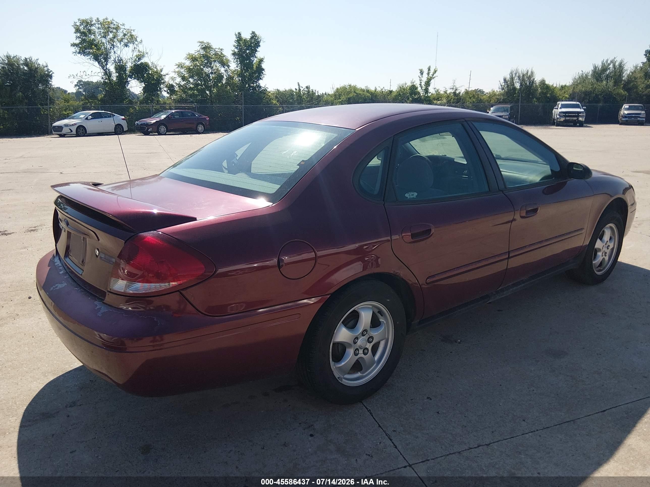 2005 Ford Taurus Se Burgundy vin: 1FAFP53235A212205