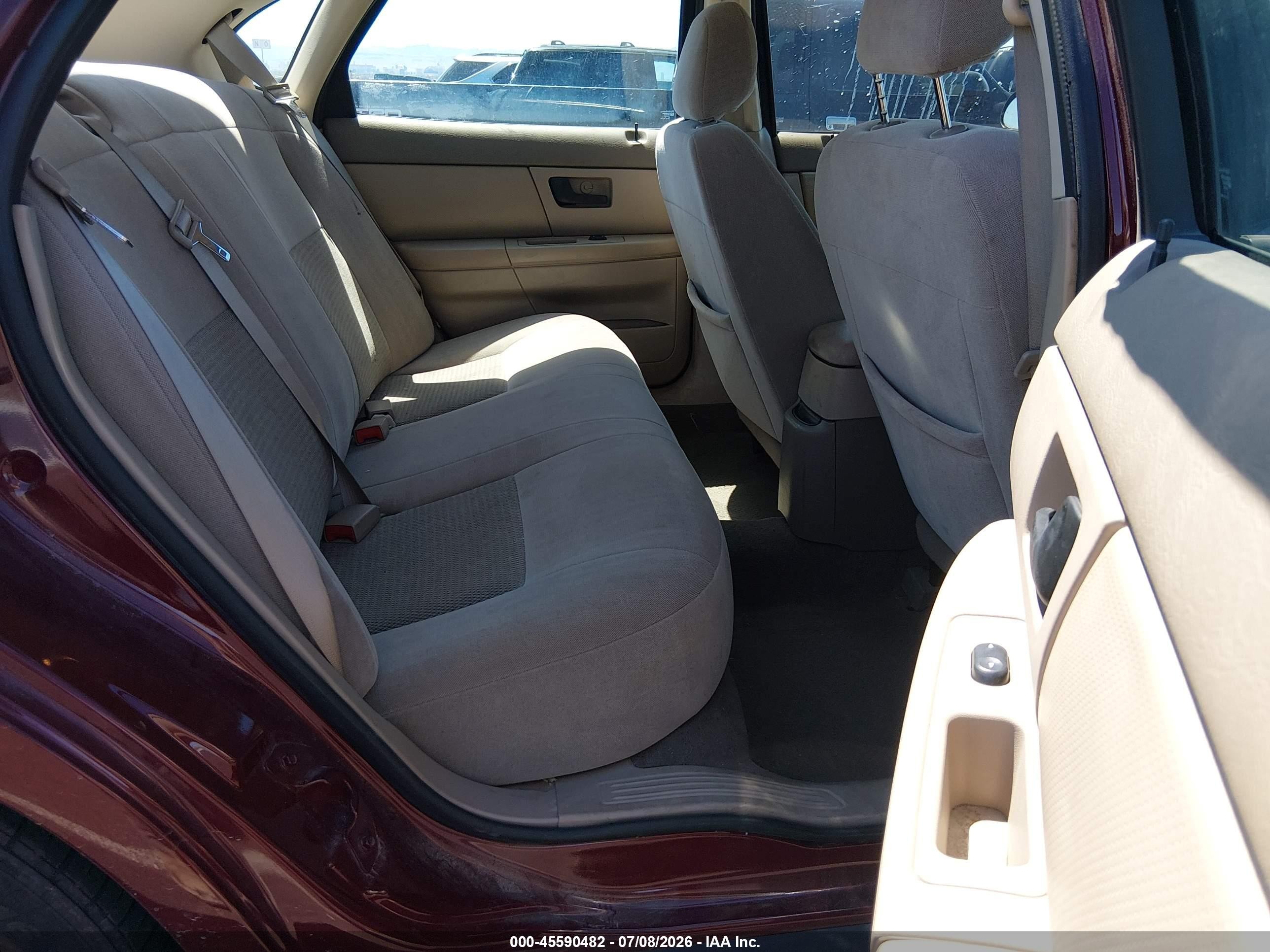 2004 Ford Taurus Se Red vin: 1FAFP53244G148428