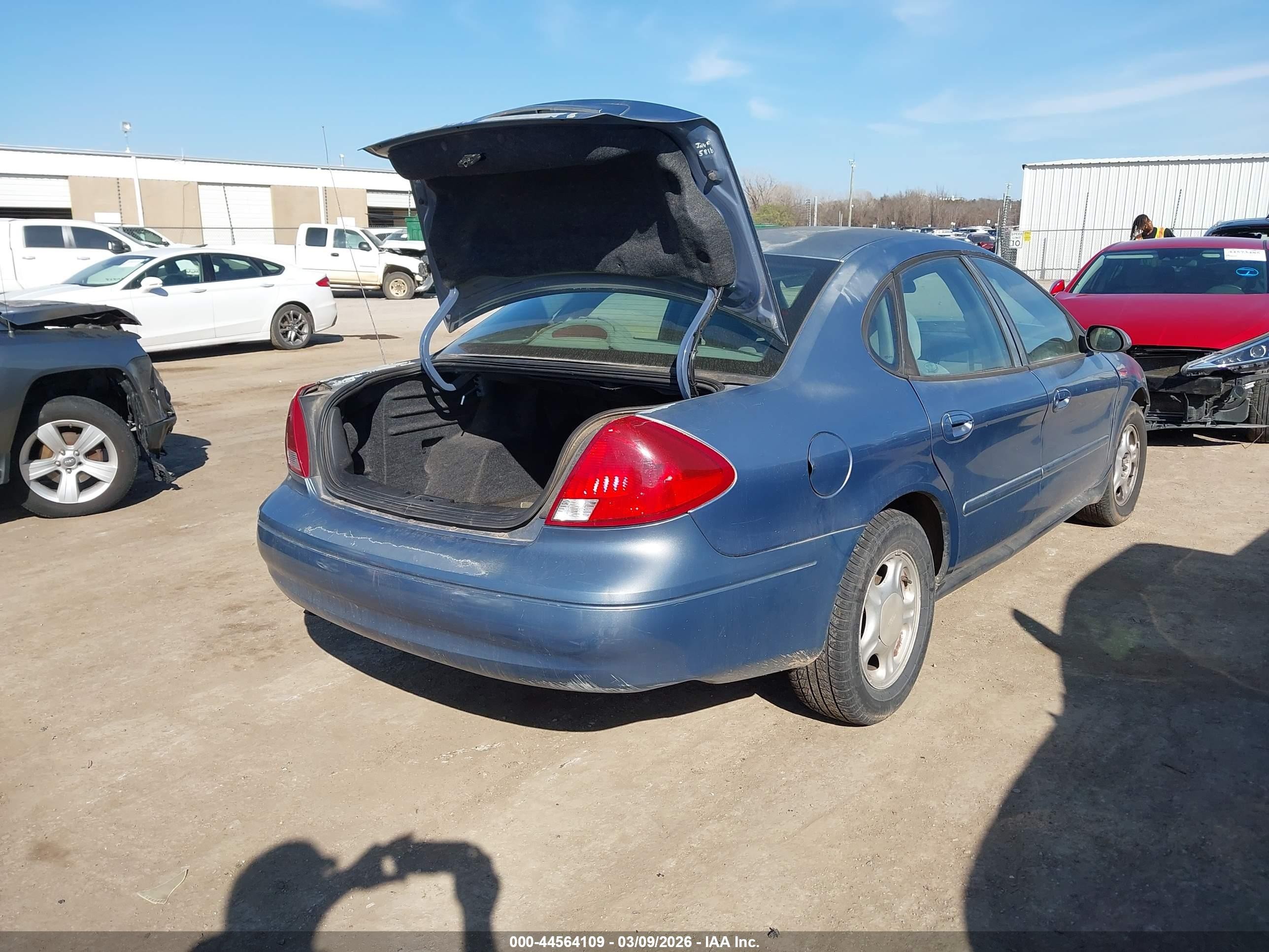 2001 Ford Taurus Se Blue vin: 1FAFP53251A239111