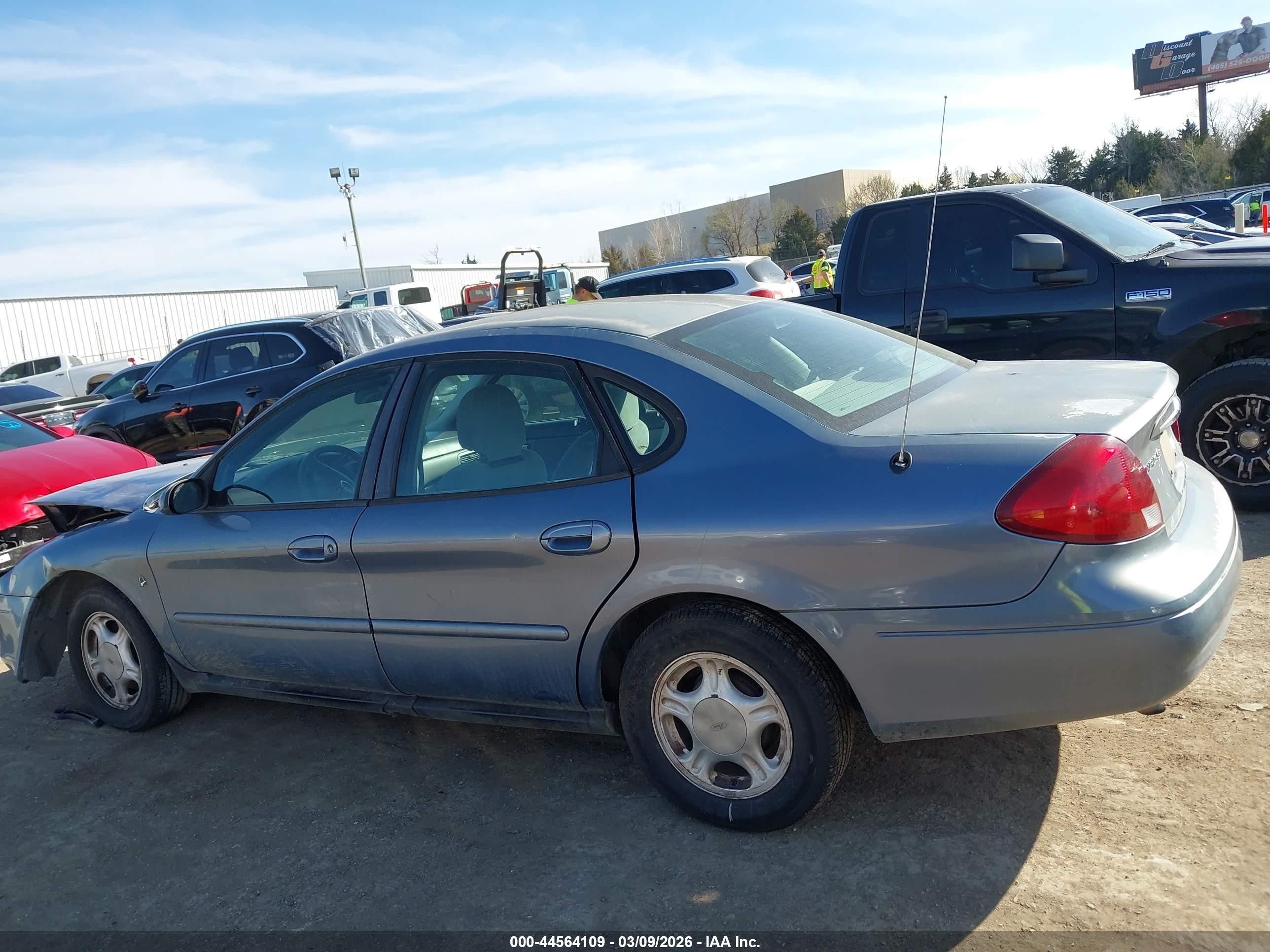 2001 Ford Taurus Se Blue vin: 1FAFP53251A239111
