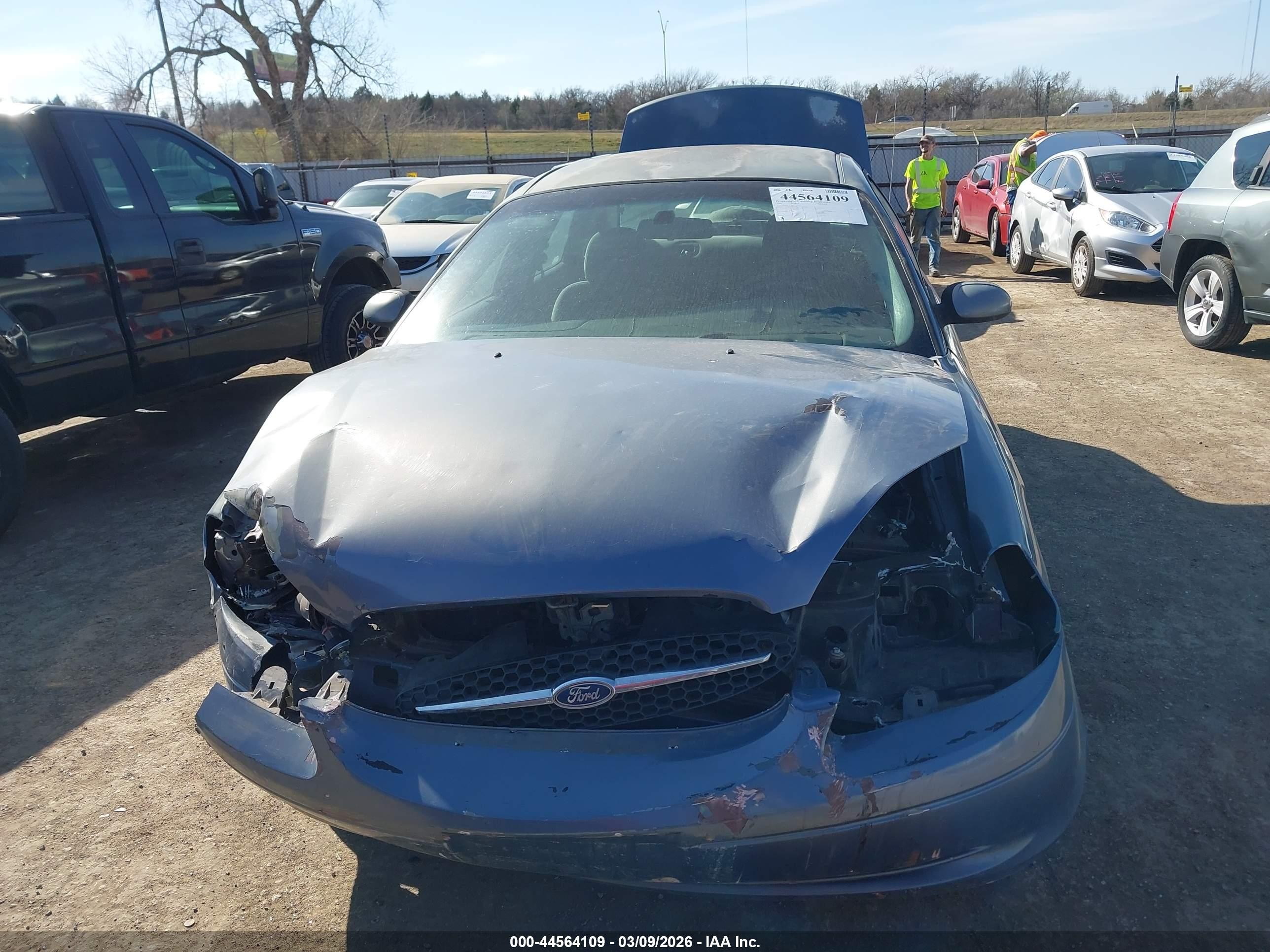 2001 Ford Taurus Se Blue vin: 1FAFP53251A239111