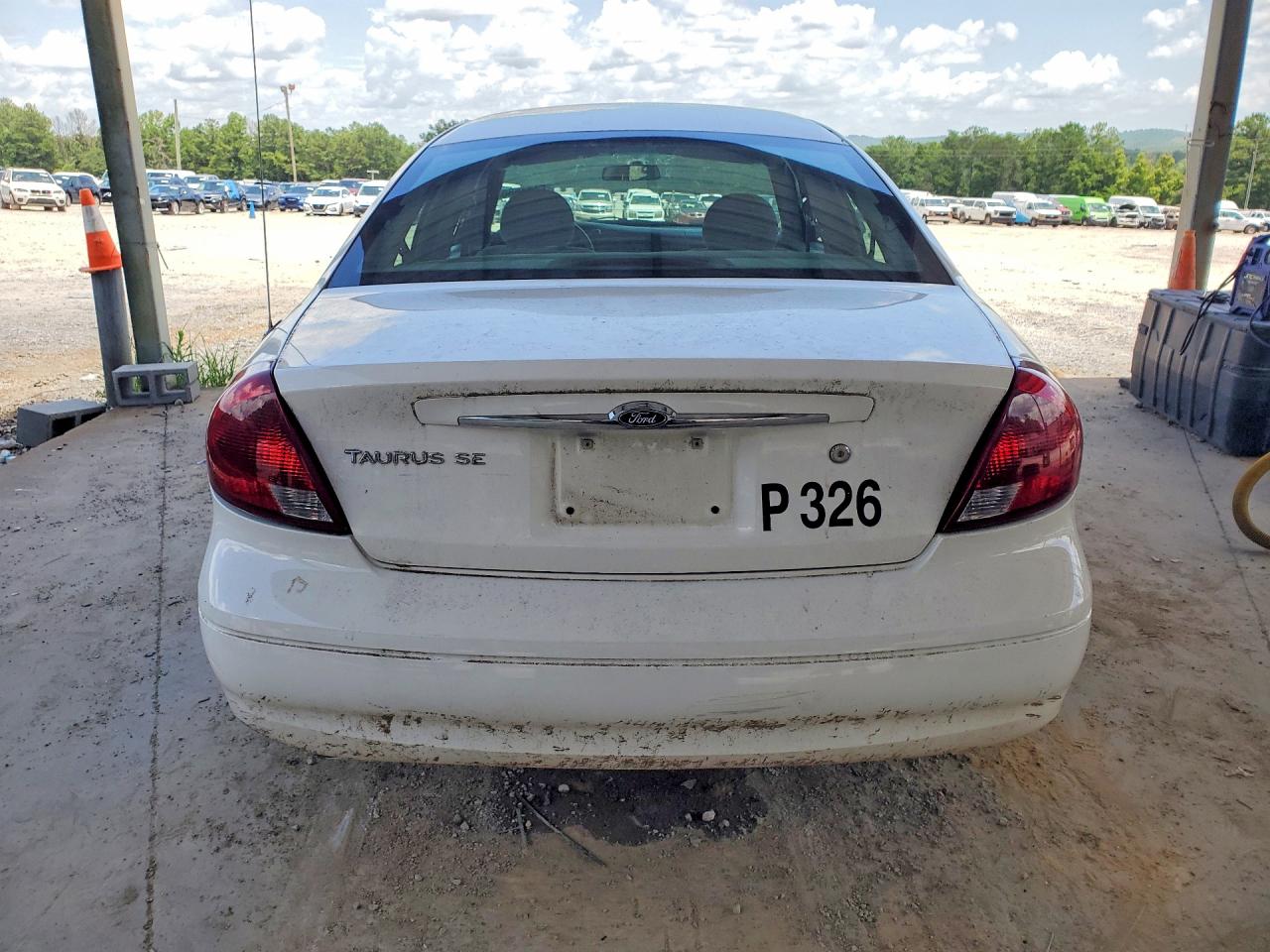 2002 Ford Taurus Se White vin: 1FAFP53252G232478
