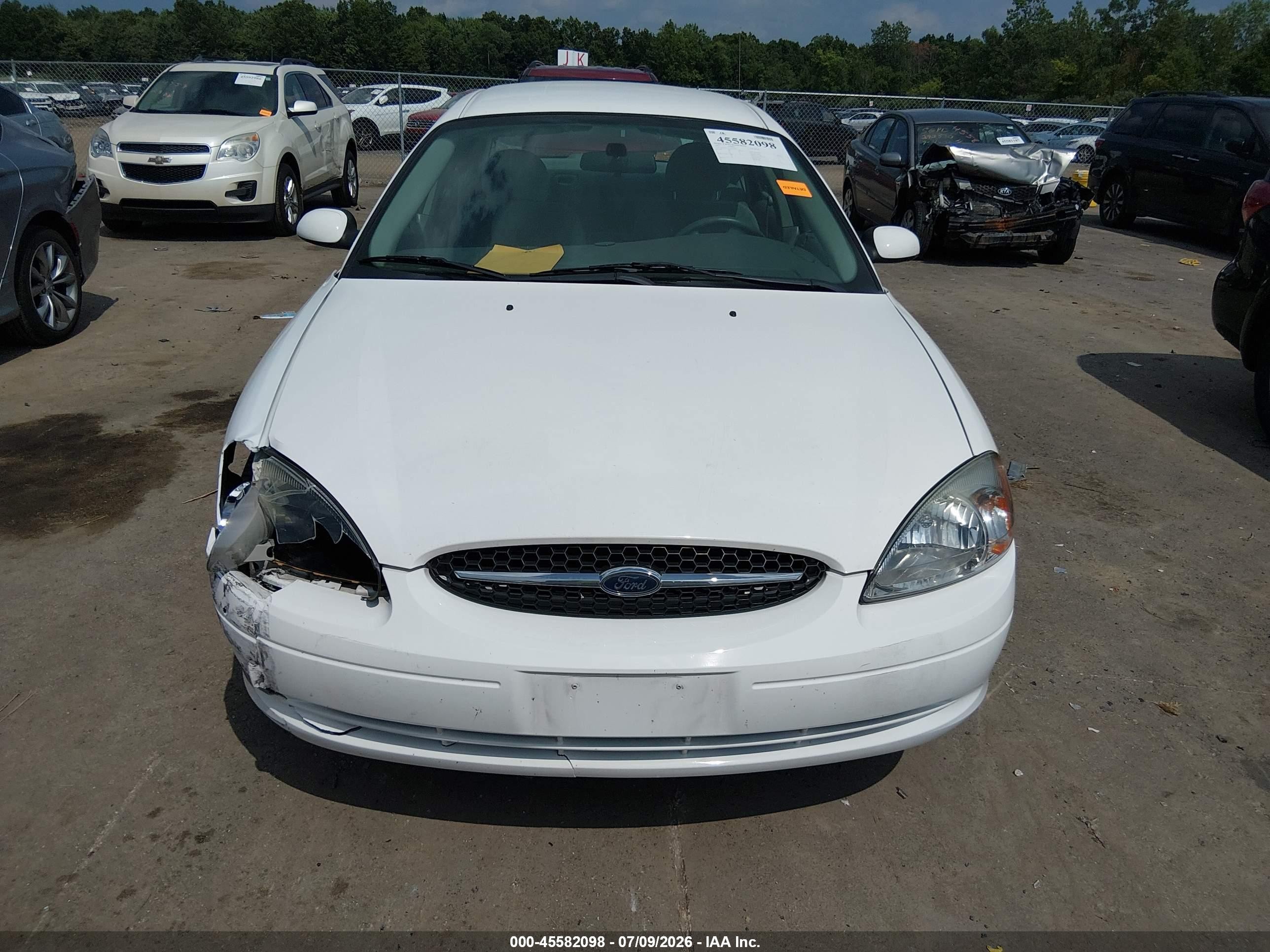 2003 Ford Taurus Se White vin: 1FAFP53253G195496