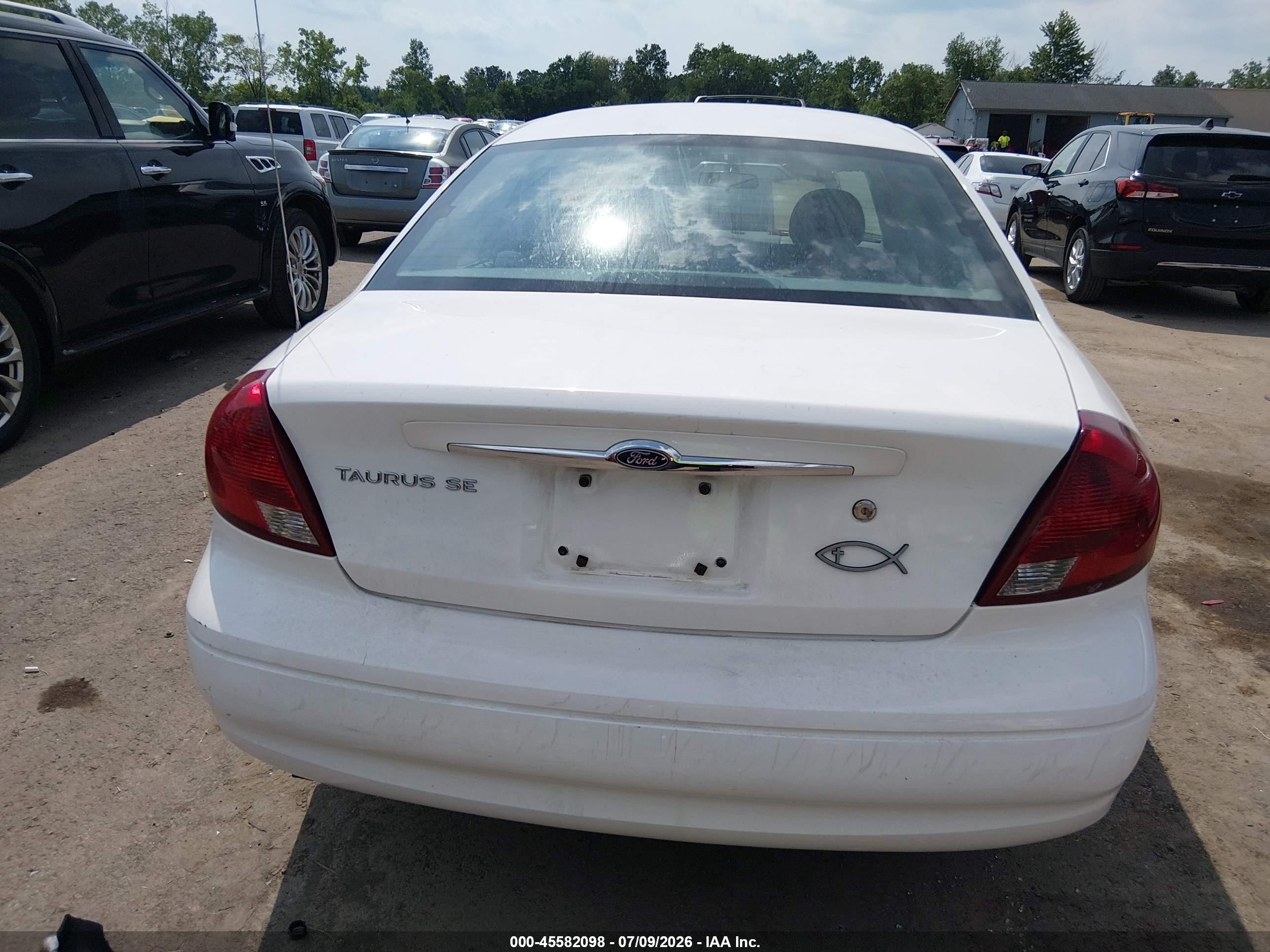 2003 Ford Taurus Se White vin: 1FAFP53253G195496