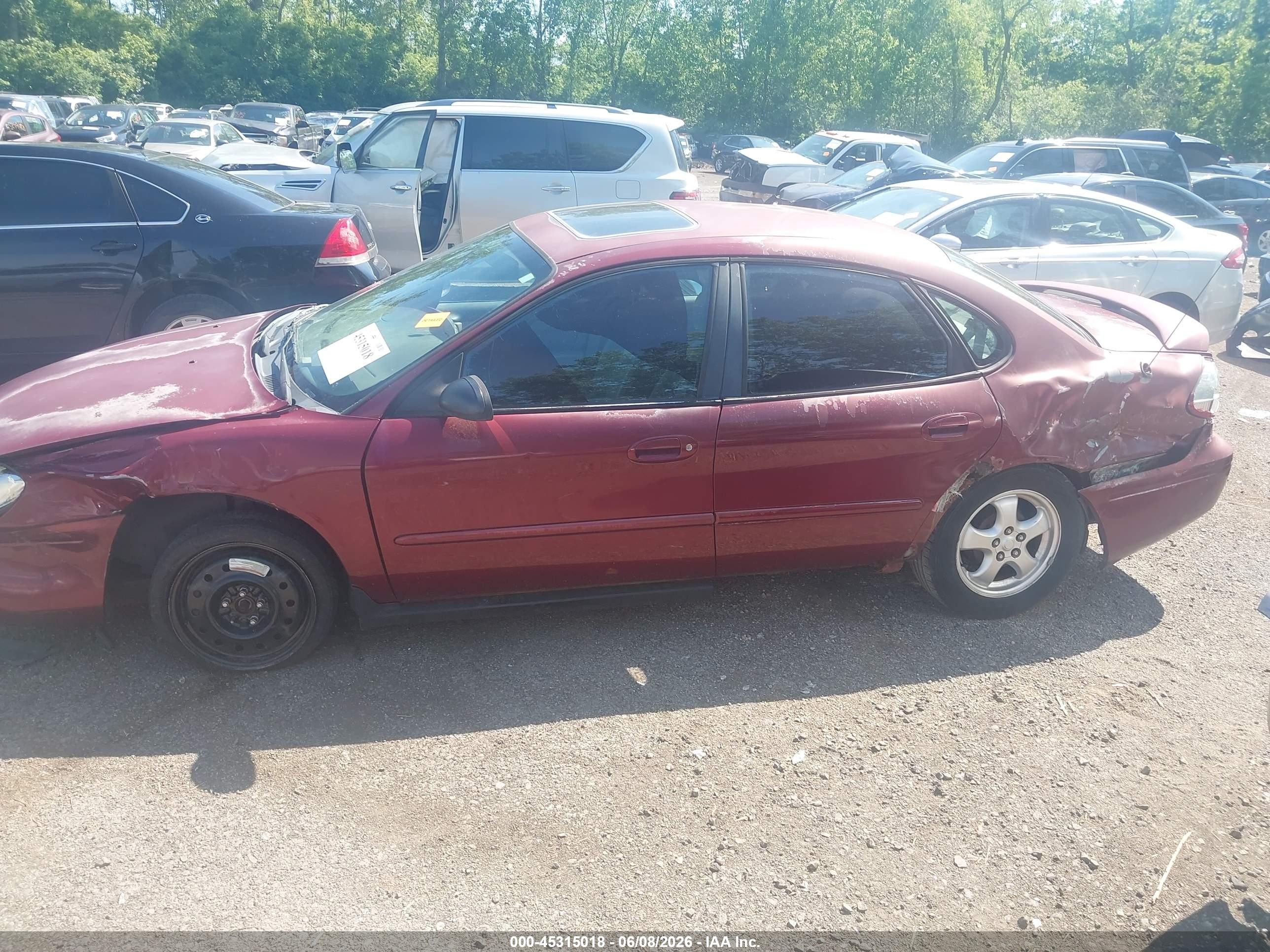 2005 Ford Taurus Se Burgundy vin: 1FAFP53255A192104