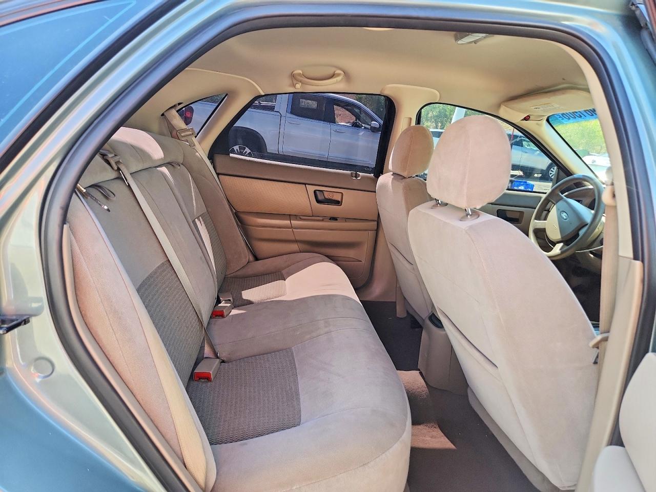 2005 Ford Taurus Se Green vin: 1FAFP53255A240121