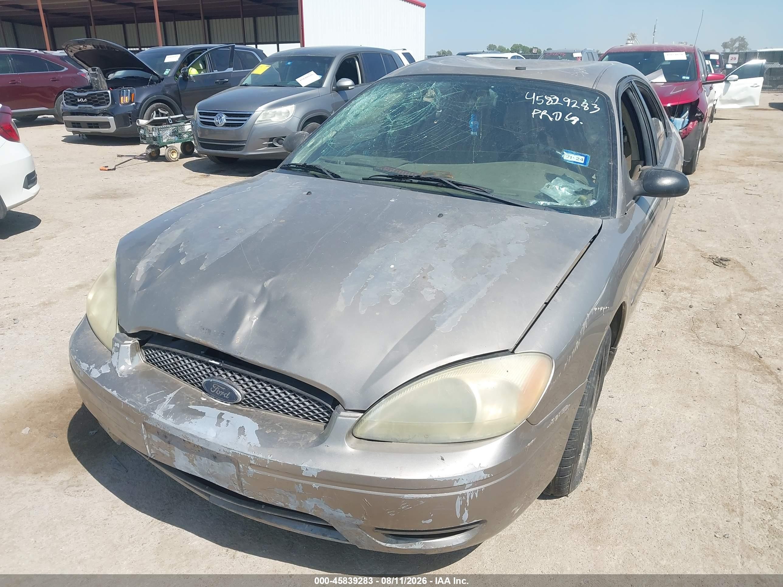 2005 Ford Taurus Se Tan vin: 1FAFP53265A153294