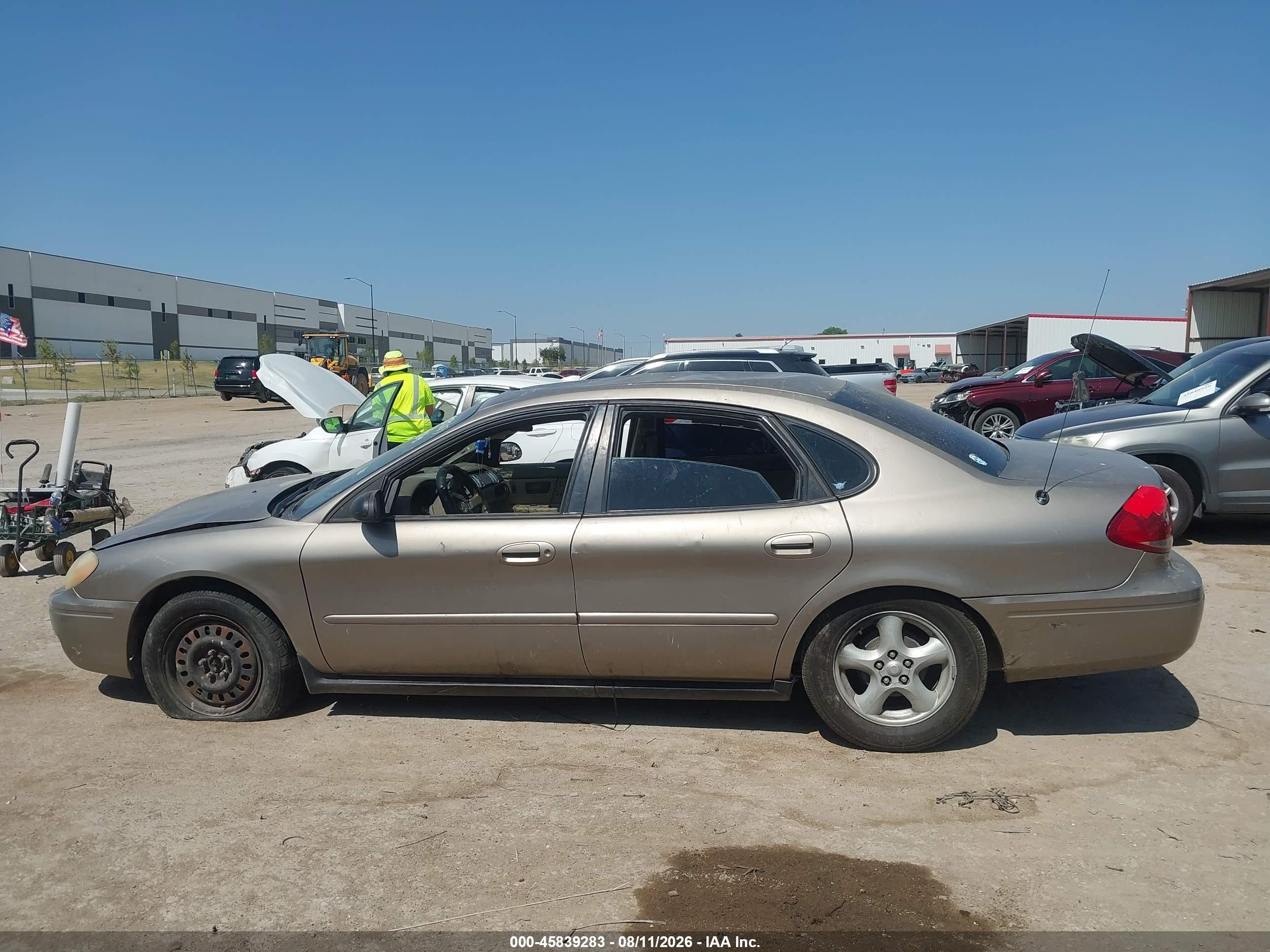 2005 Ford Taurus Se Tan vin: 1FAFP53265A153294
