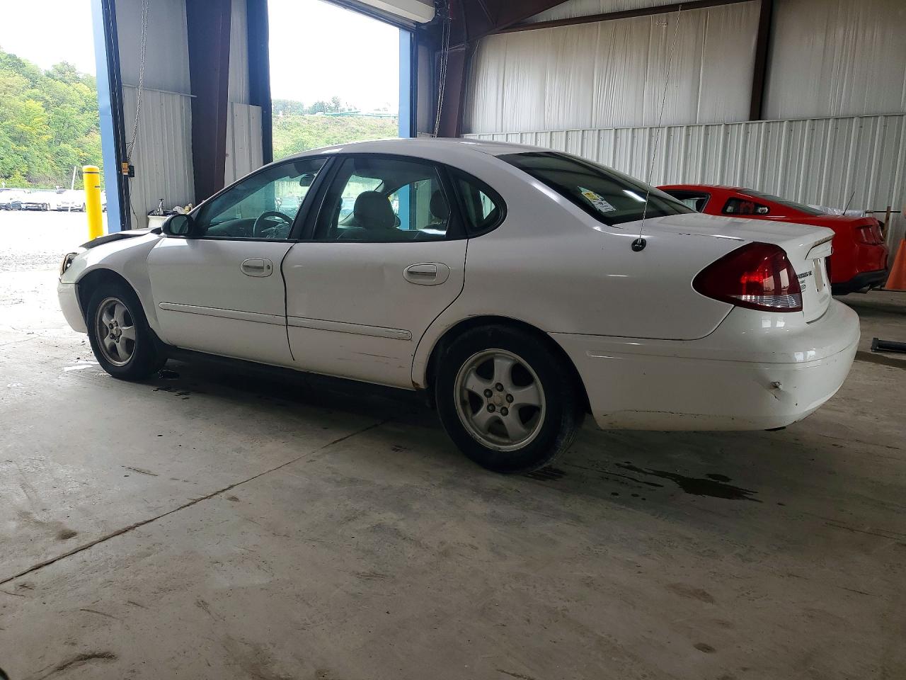 2004 Ford Taurus Se White vin: 1FAFP53274A198453