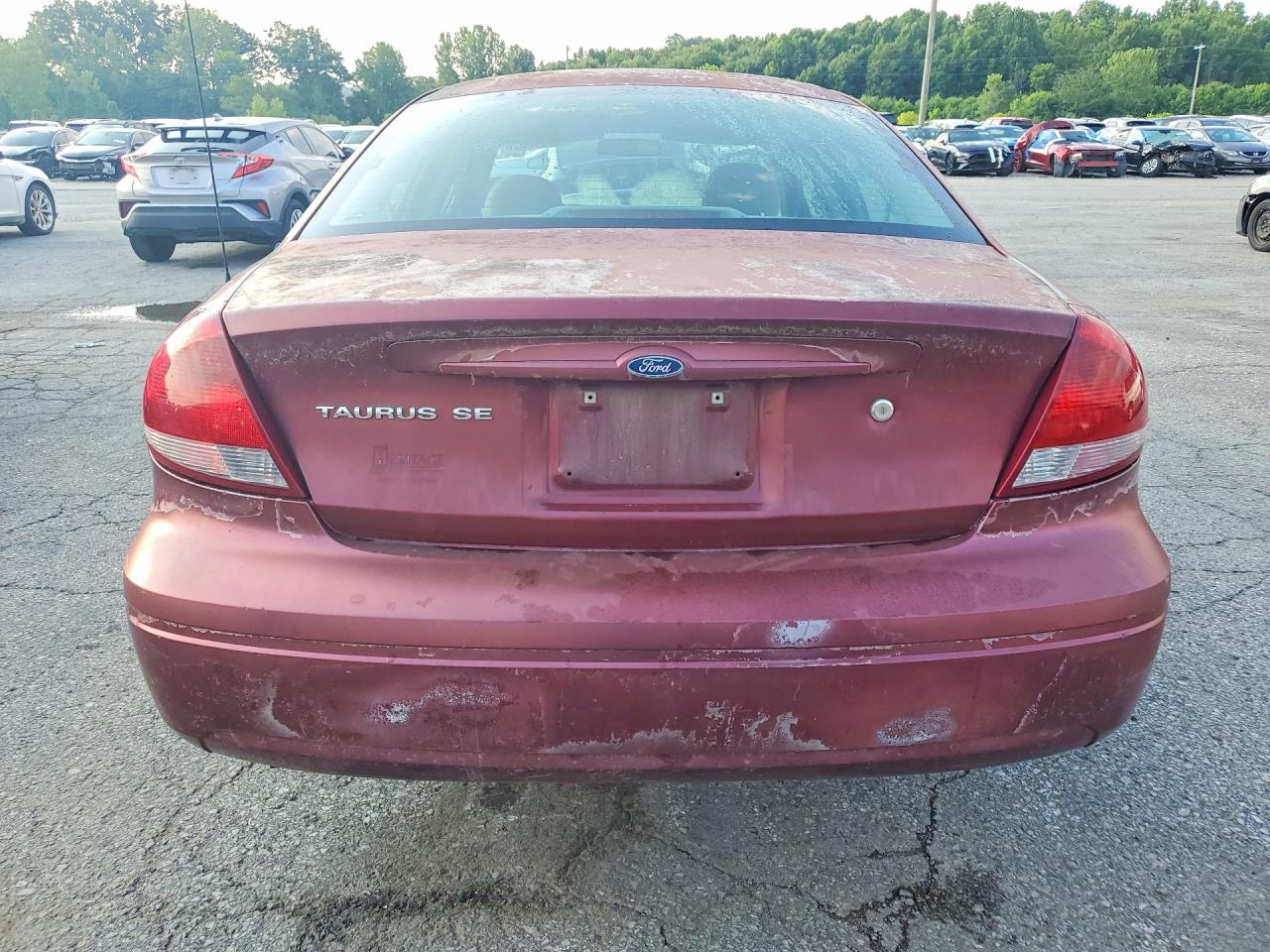 2005 Ford Taurus Se Red vin: 1FAFP53275A142689