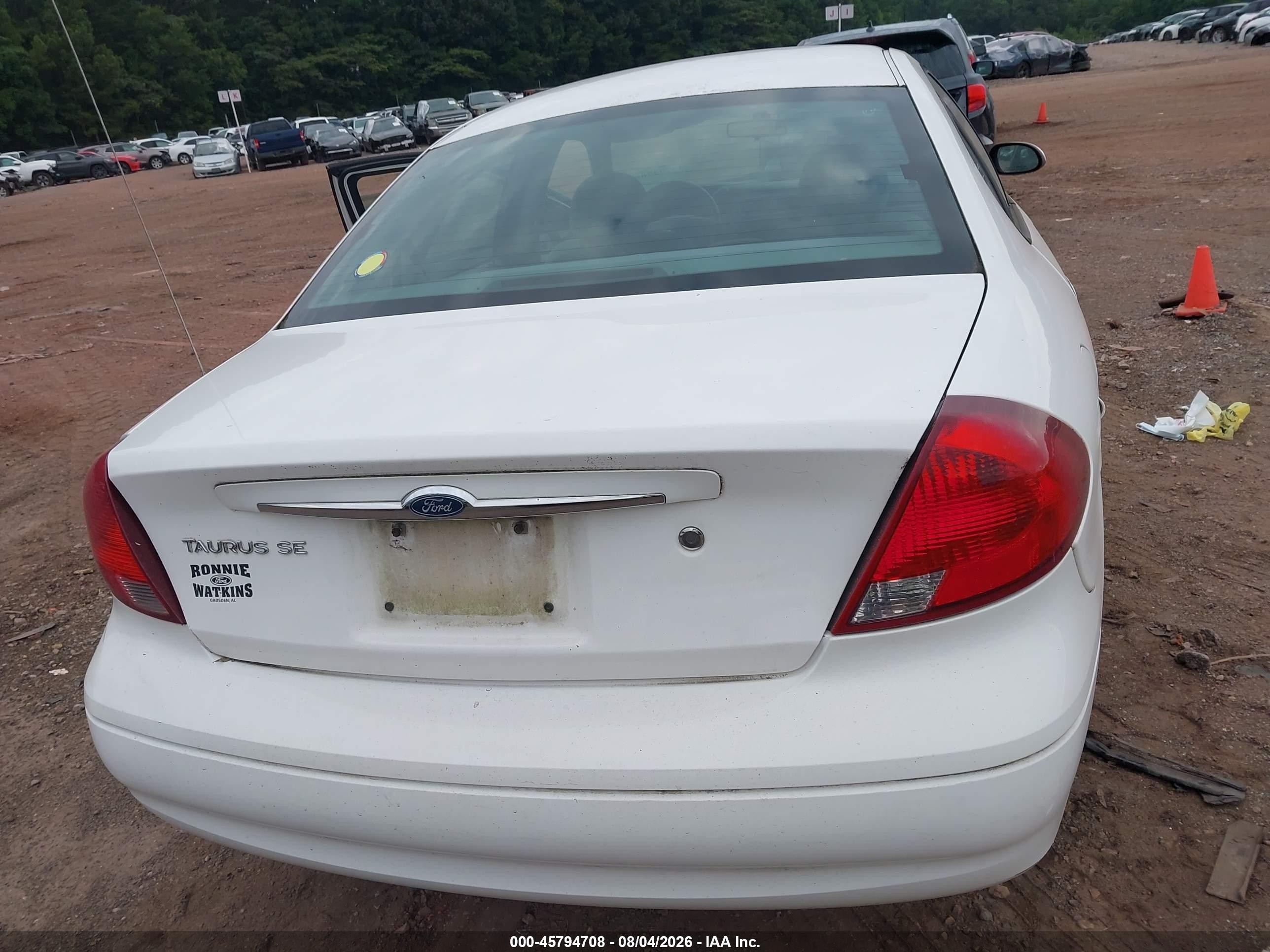 2003 Ford Taurus Se White vin: 1FAFP53283A154735
