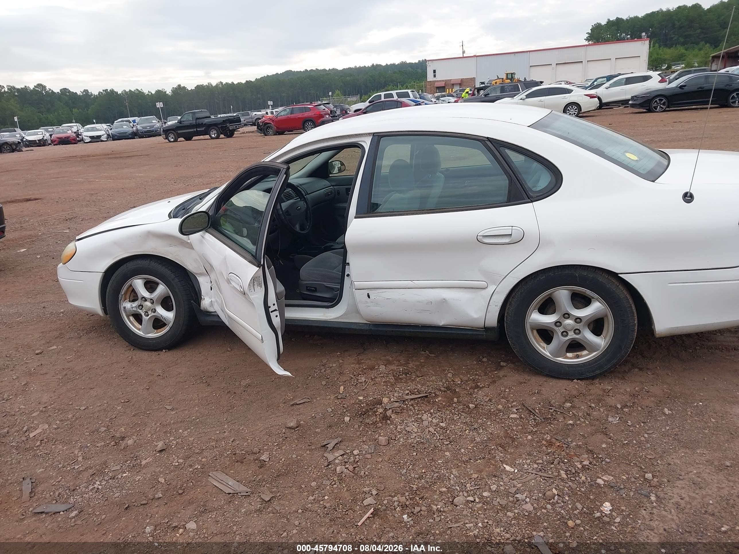 2003 Ford Taurus Se White vin: 1FAFP53283A154735