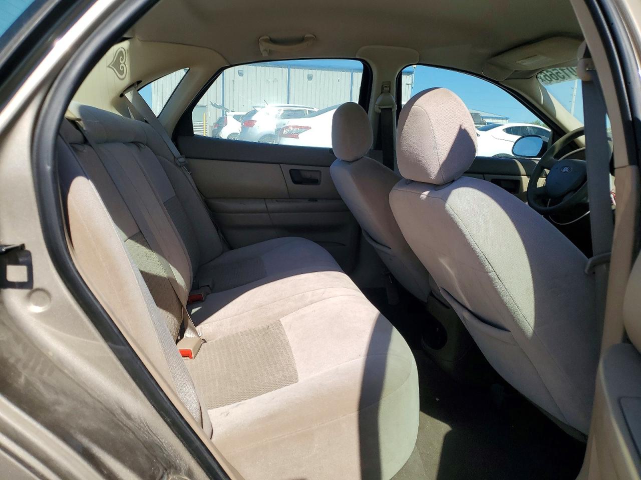 2005 Ford Taurus Se Gold vin: 1FAFP53295A137316