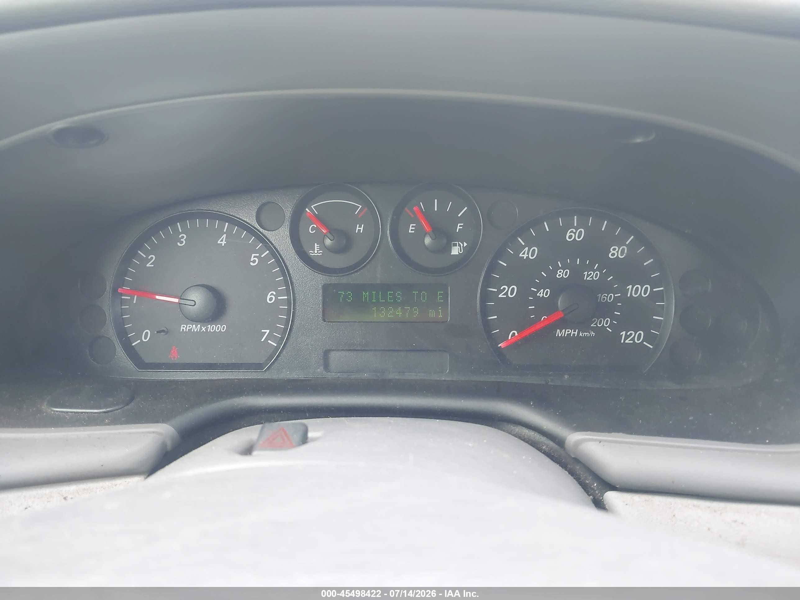 2005 Ford Taurus Se Burgundy vin: 1FAFP53295A208871