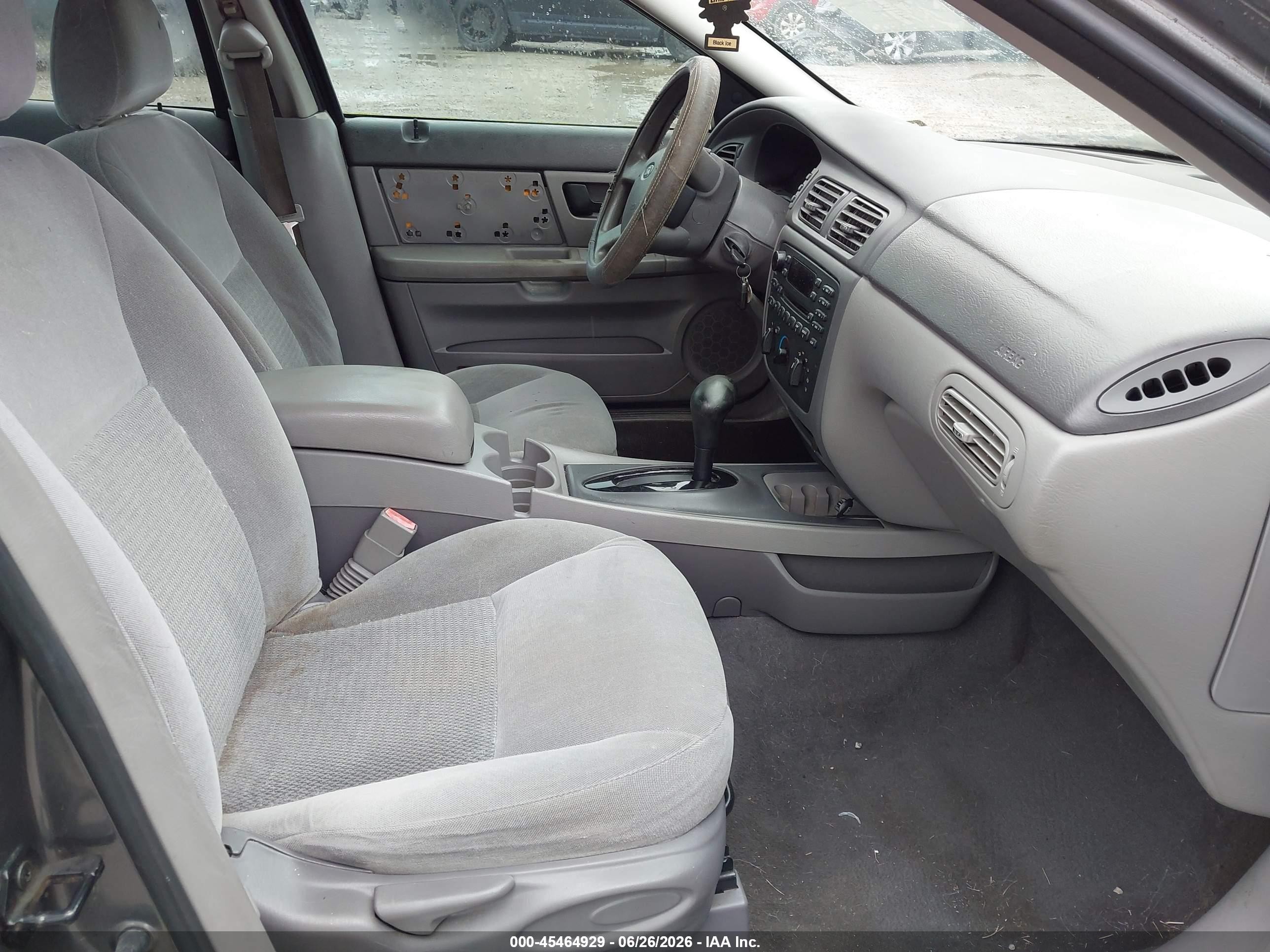 2005 Ford Taurus Se Gray vin: 1FAFP53295A236539