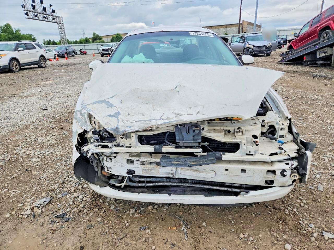 2000 Ford Taurus Se White vin: 1FAFP5329YG206782
