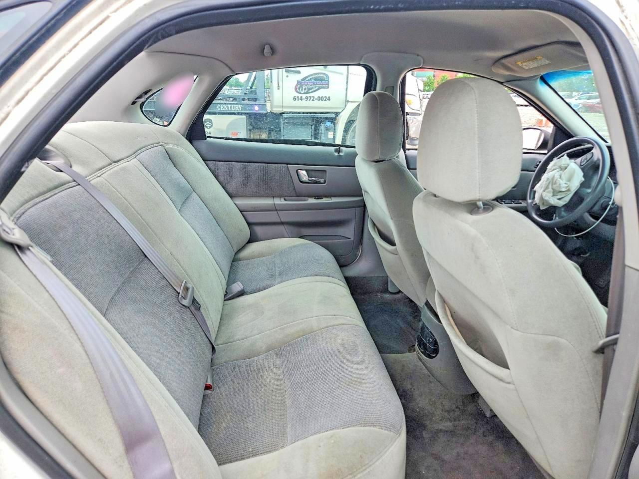 2000 Ford Taurus Se White vin: 1FAFP5329YG206782