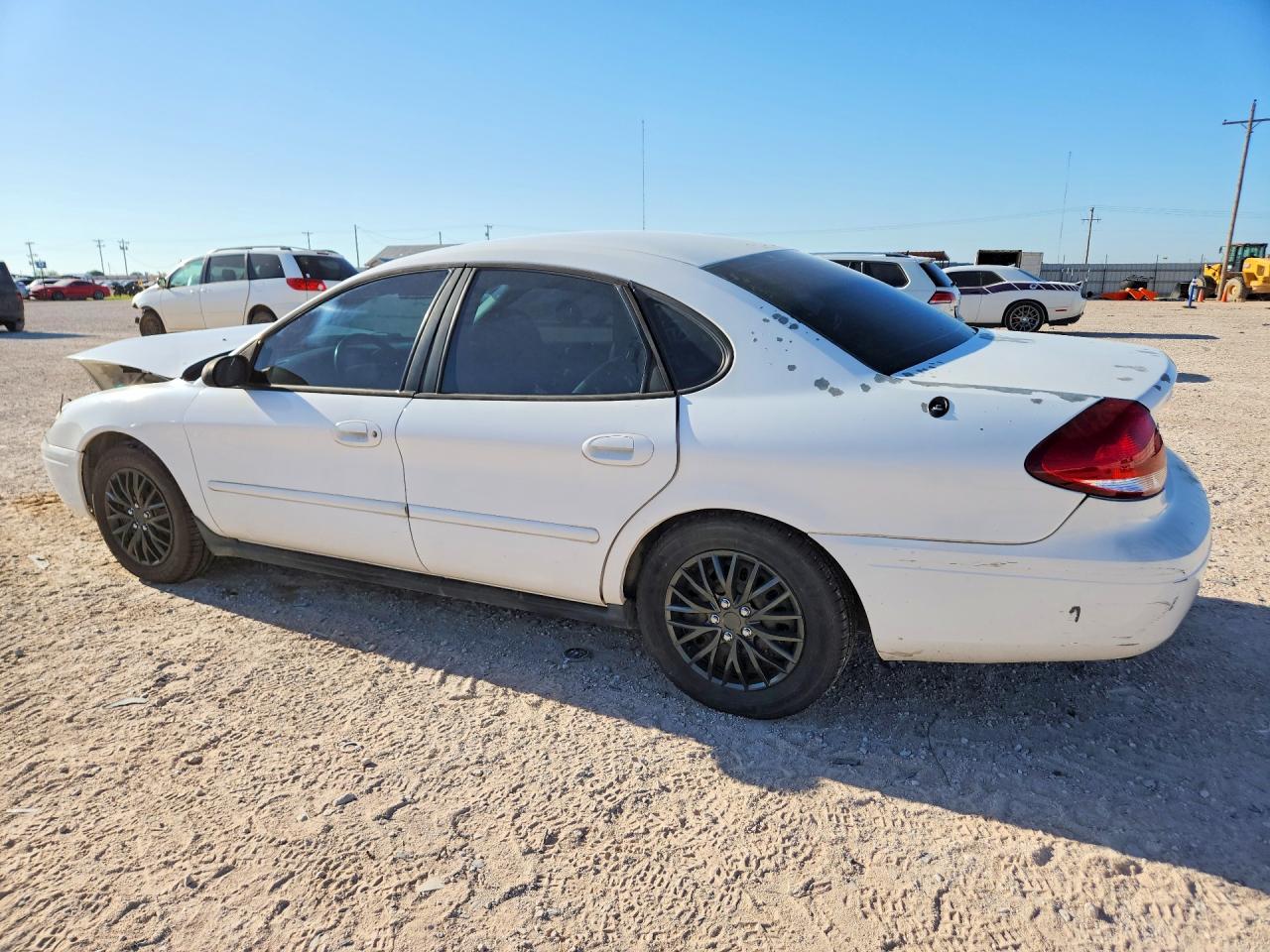 2005 Ford Taurus Se White vin: 1FAFP532X5A148552