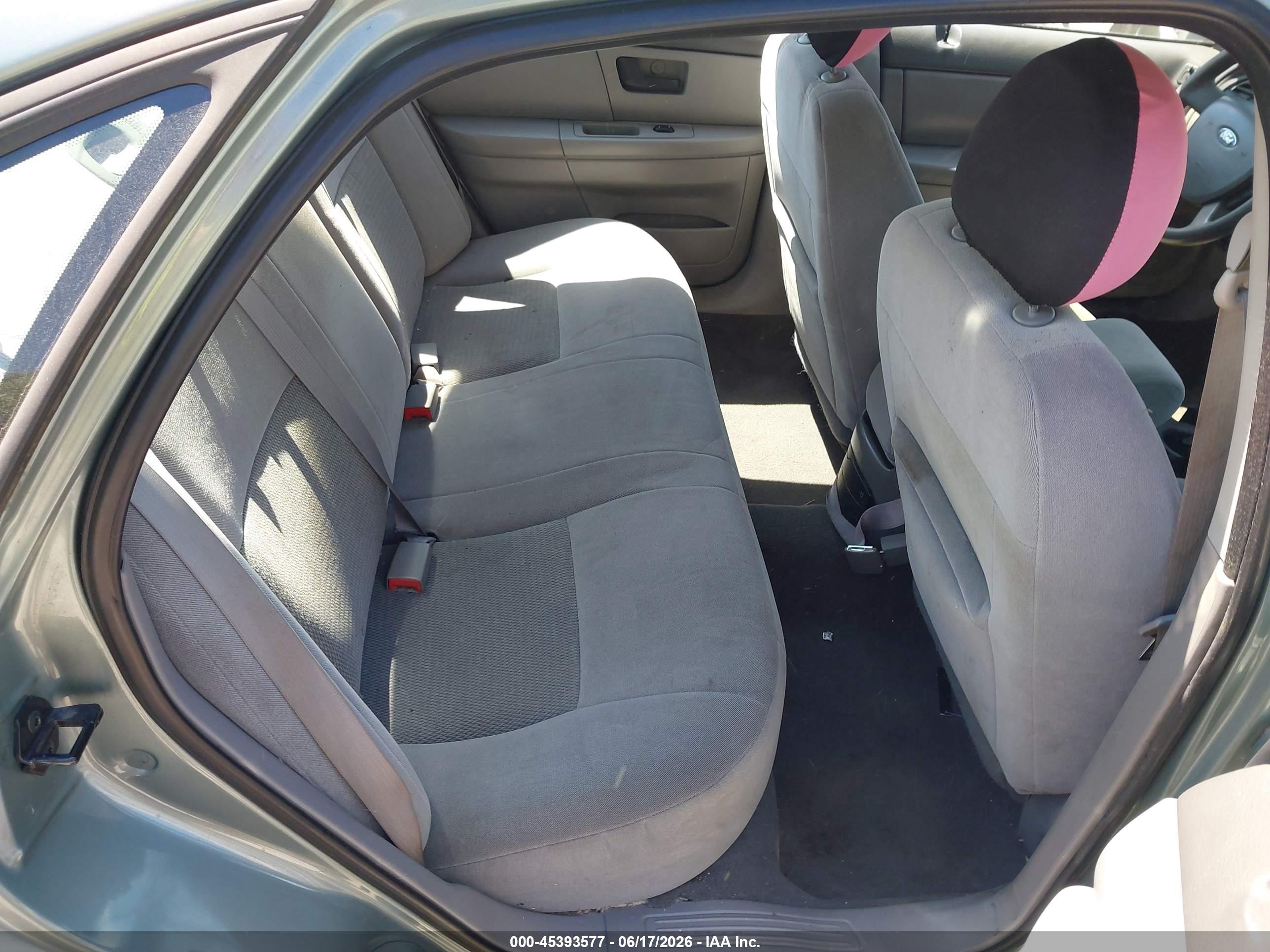 2005 Ford Taurus Se Синий vin: 1FAFP532X5A189750