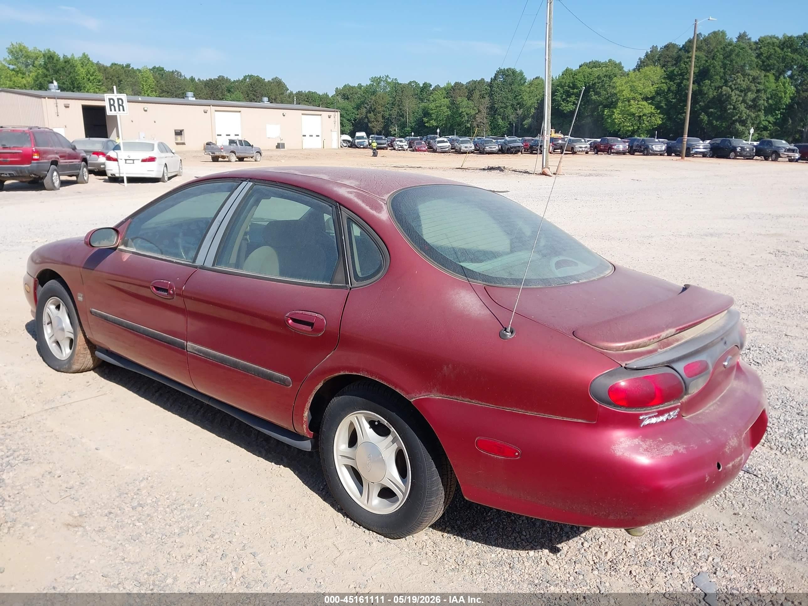 1999 Ford Taurus Se/se-ne Red vin: 1FAFP53S0XA177027