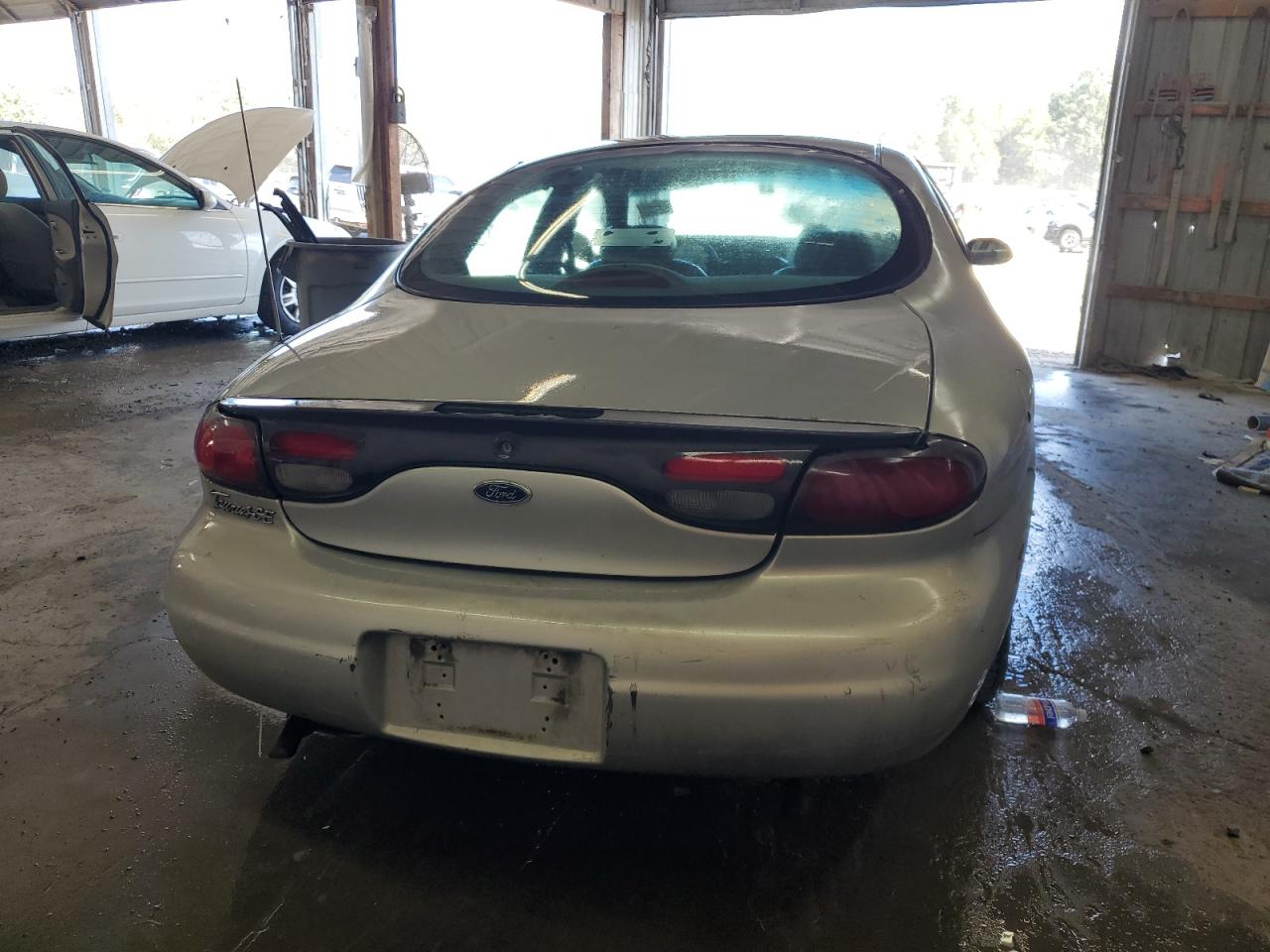 1998 Ford Taurus Se Comfort Silver vin: 1FAFP53S3WA211363