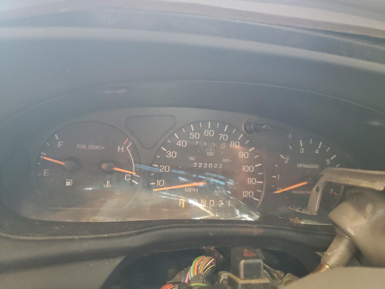 1998 Ford Taurus Se Comfort Silver vin: 1FAFP53S3WA211363
