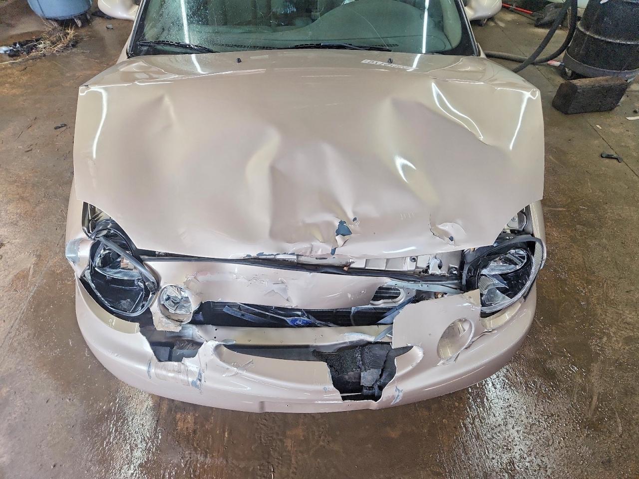 1999 Ford Taurus Se Tan vin: 1FAFP53S3XG214293