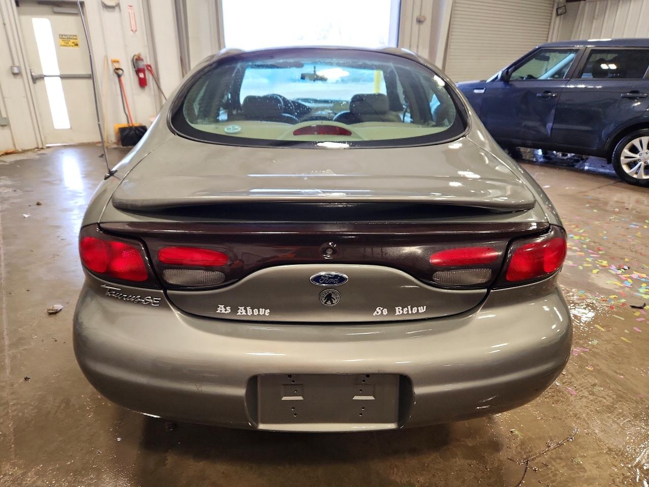 1998 Ford Taurus Se Comfort Gray vin: 1FAFP53S9WG277722
