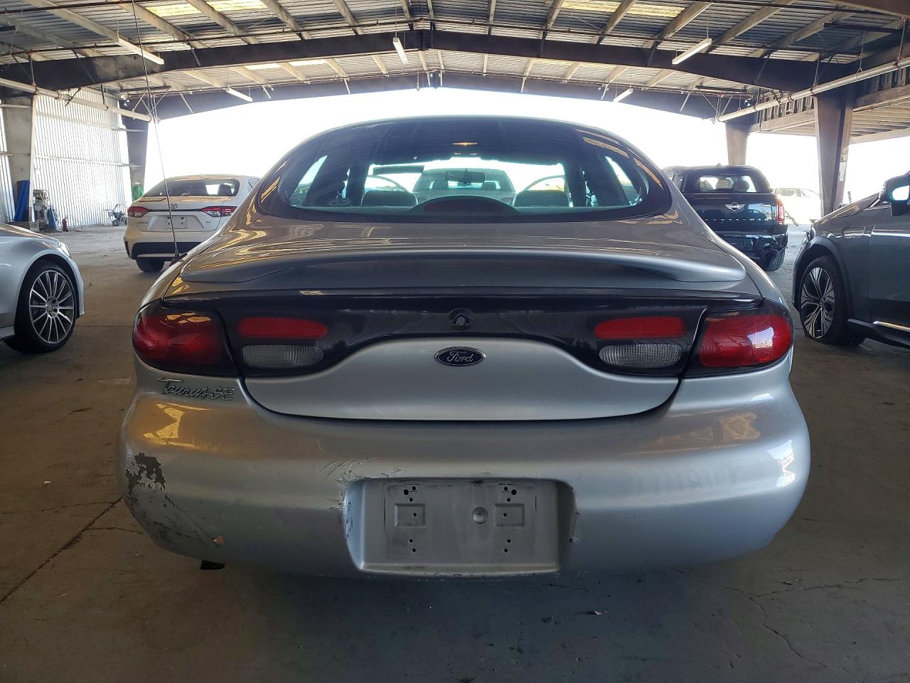 1999 Ford Taurus Se Silver vin: 1FAFP53S9XG169232