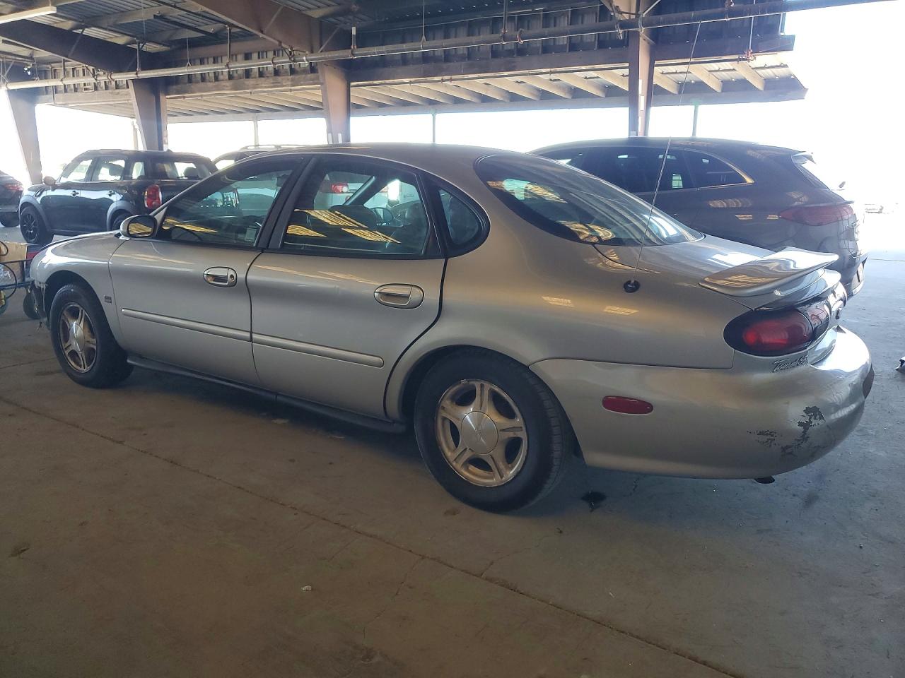 1999 Ford Taurus Se Silver vin: 1FAFP53S9XG169232