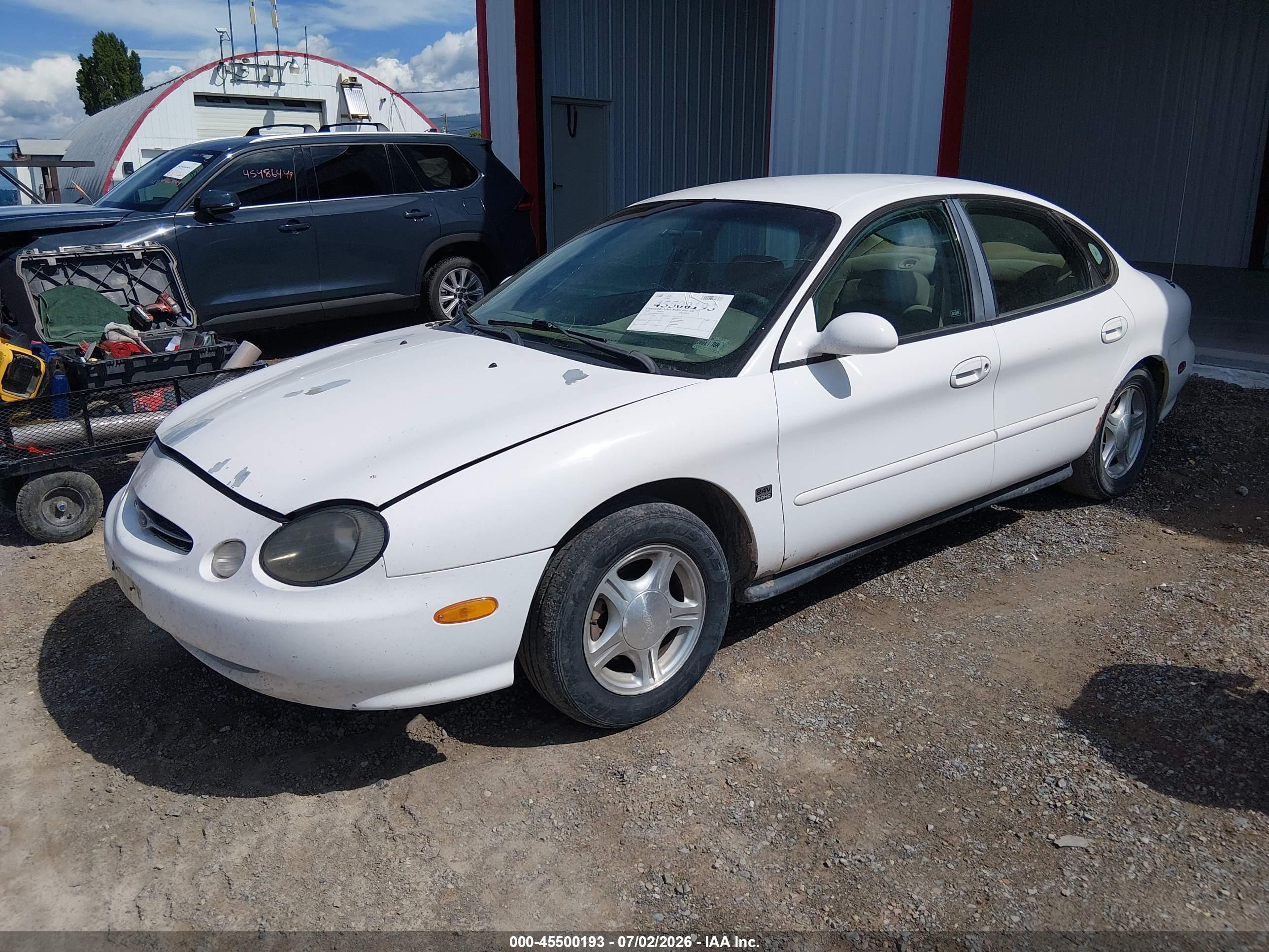 1999 Ford Taurus Se/se-ne White vin: 1FAFP53S9XG261635