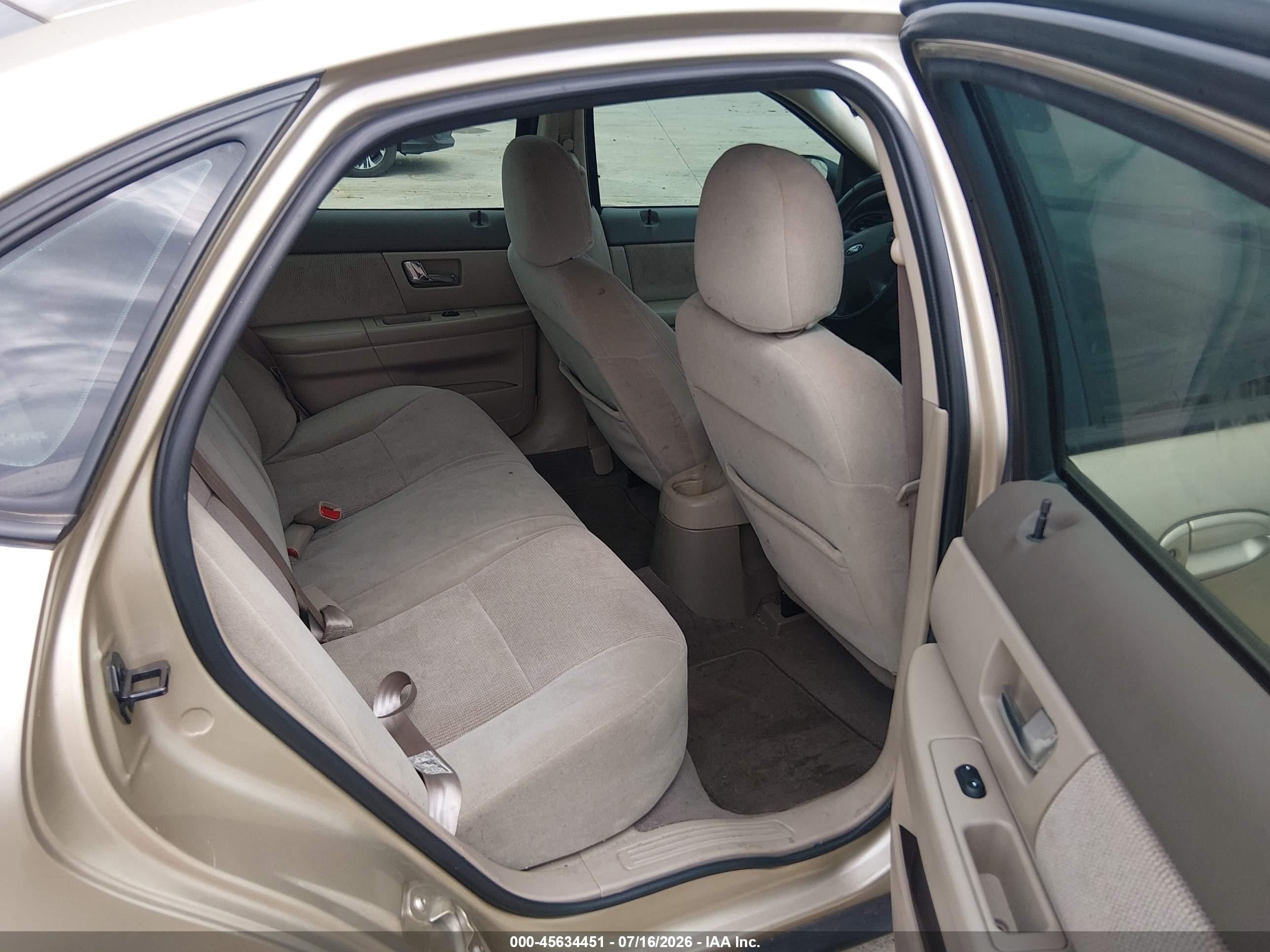2001 Ford Taurus Se Gold vin: 1FAFP53U01G176336