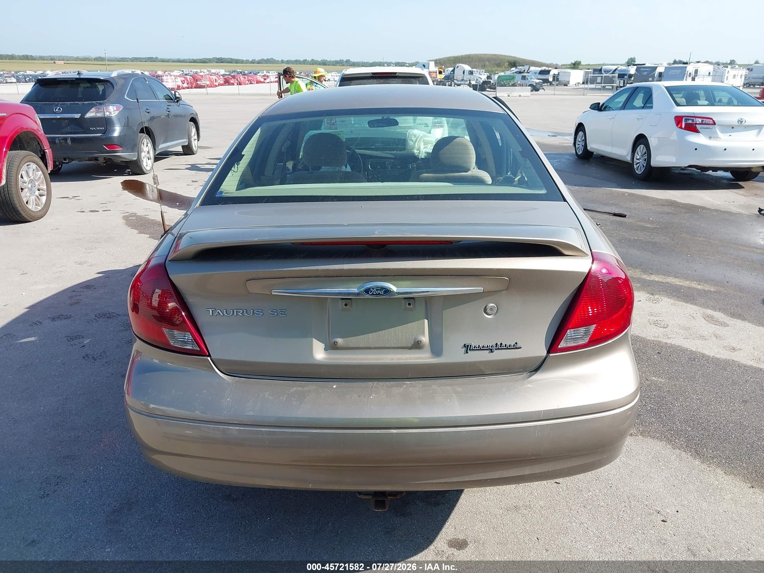 2002 Ford Taurus Se Standard Tan vin: 1FAFP53U02G216402