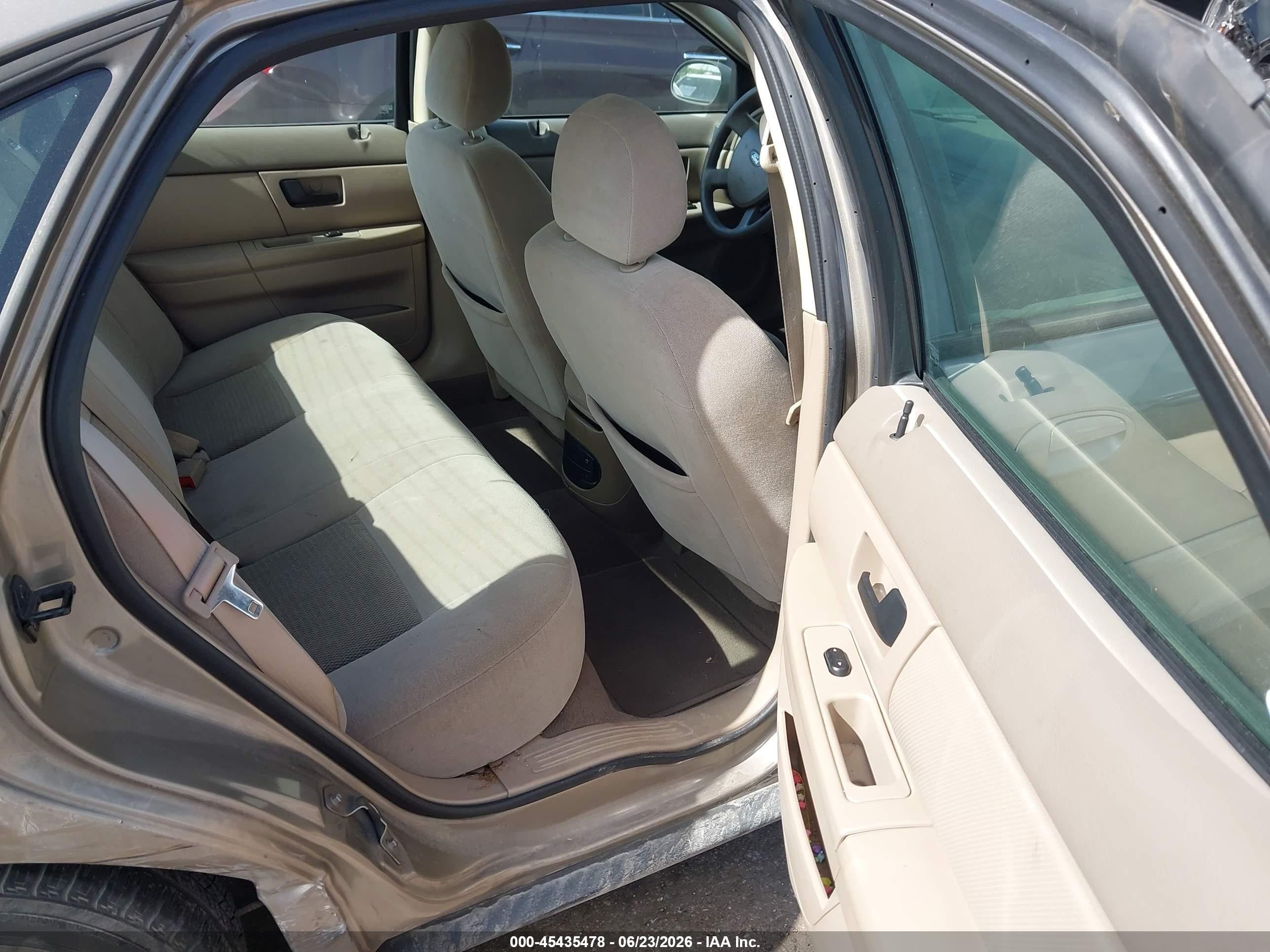 2005 Ford Taurus Se Gold vin: 1FAFP53U05A102875