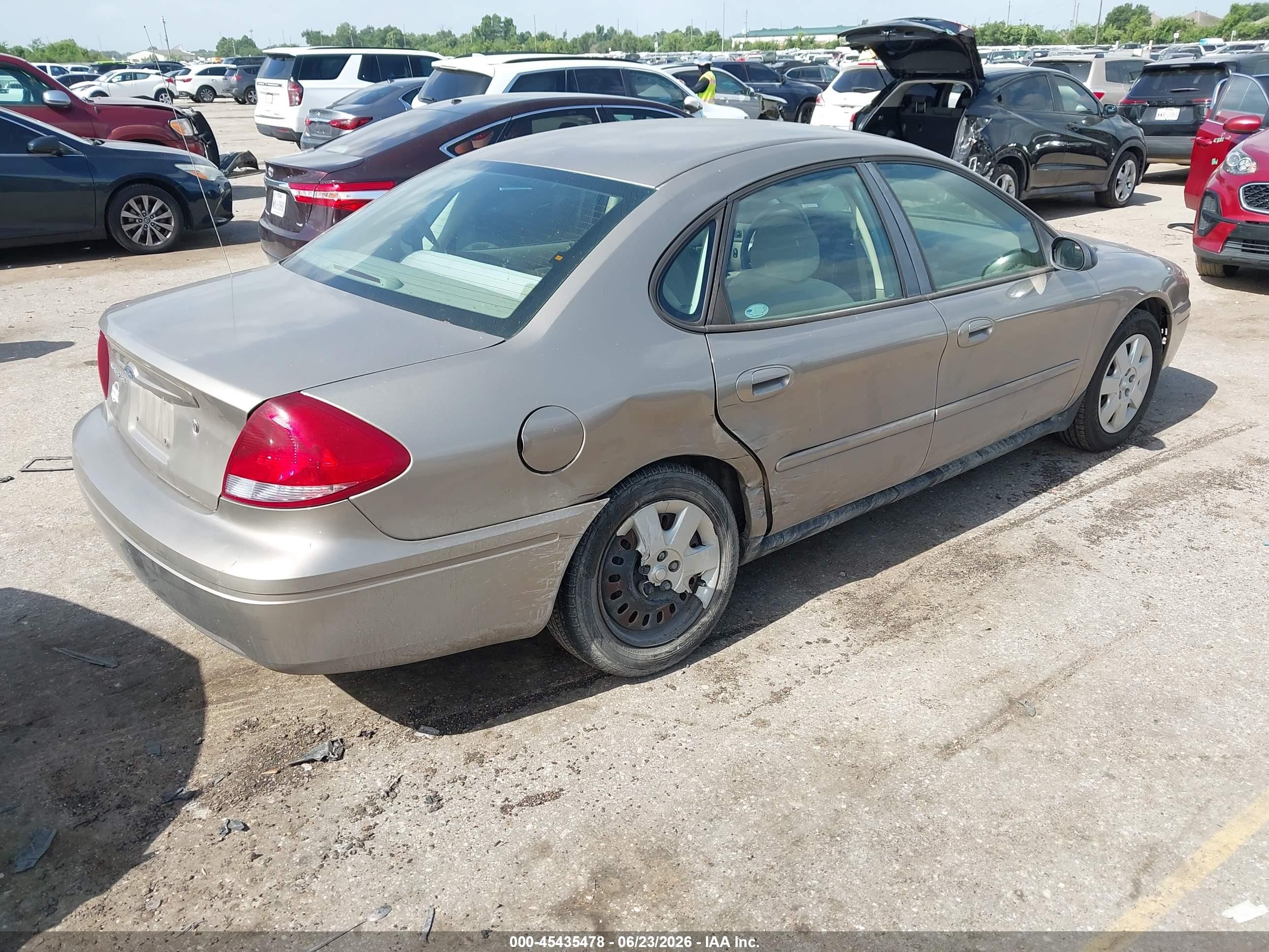 2005 Ford Taurus Se Gold vin: 1FAFP53U05A102875