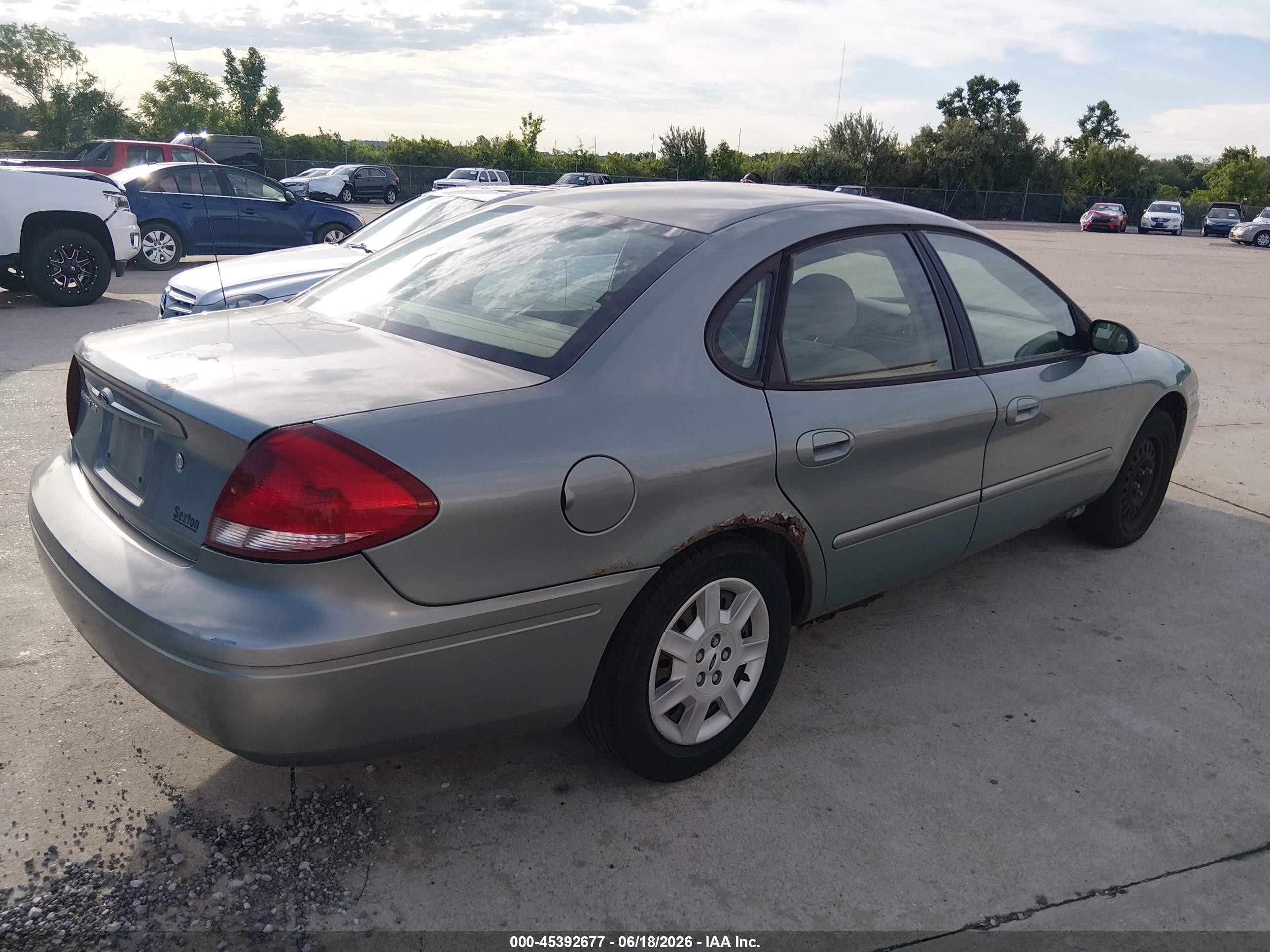 2007 Ford Taurus Se Green vin: 1FAFP53U07A165722