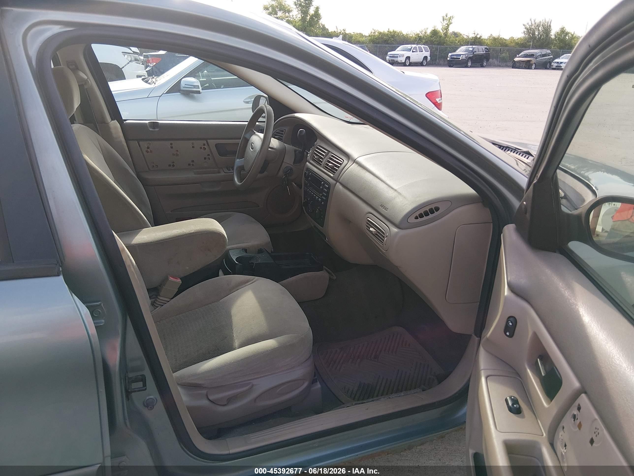 2007 Ford Taurus Se Green vin: 1FAFP53U07A165722