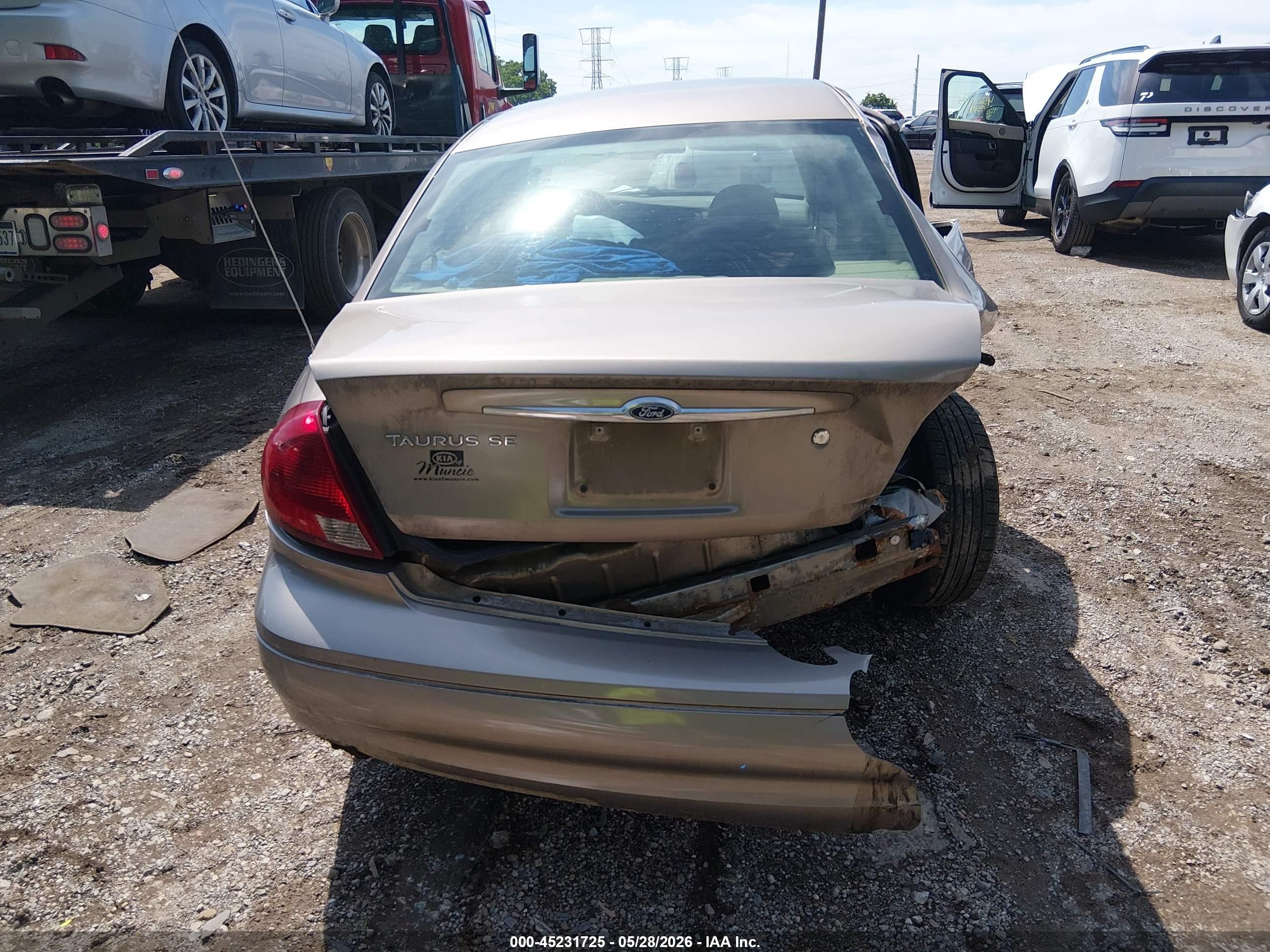 2002 Ford Taurus Se Gold vin: 1FAFP53U12G103249