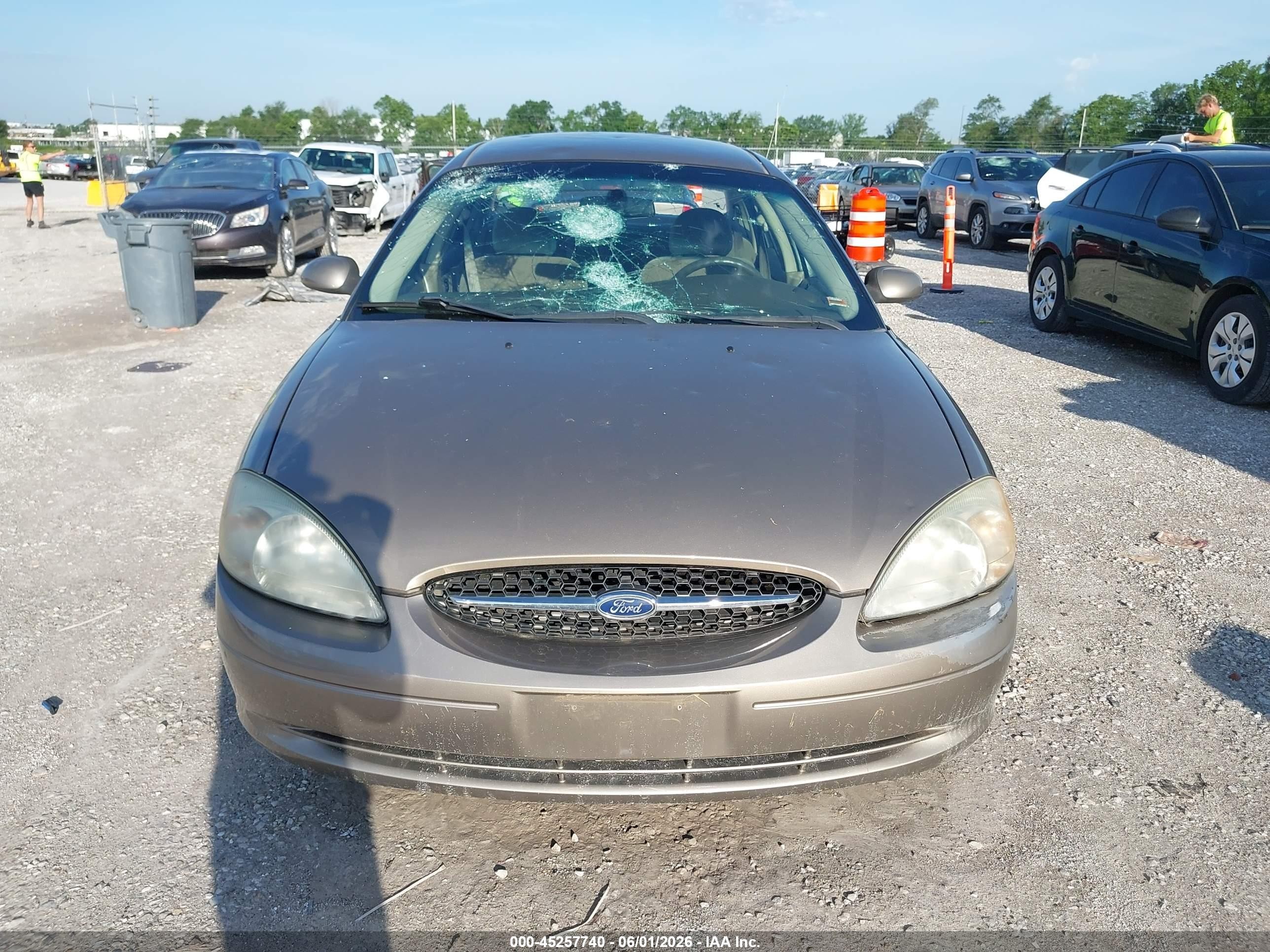 2002 Ford Taurus Se Beige vin: 1FAFP53U12G127986