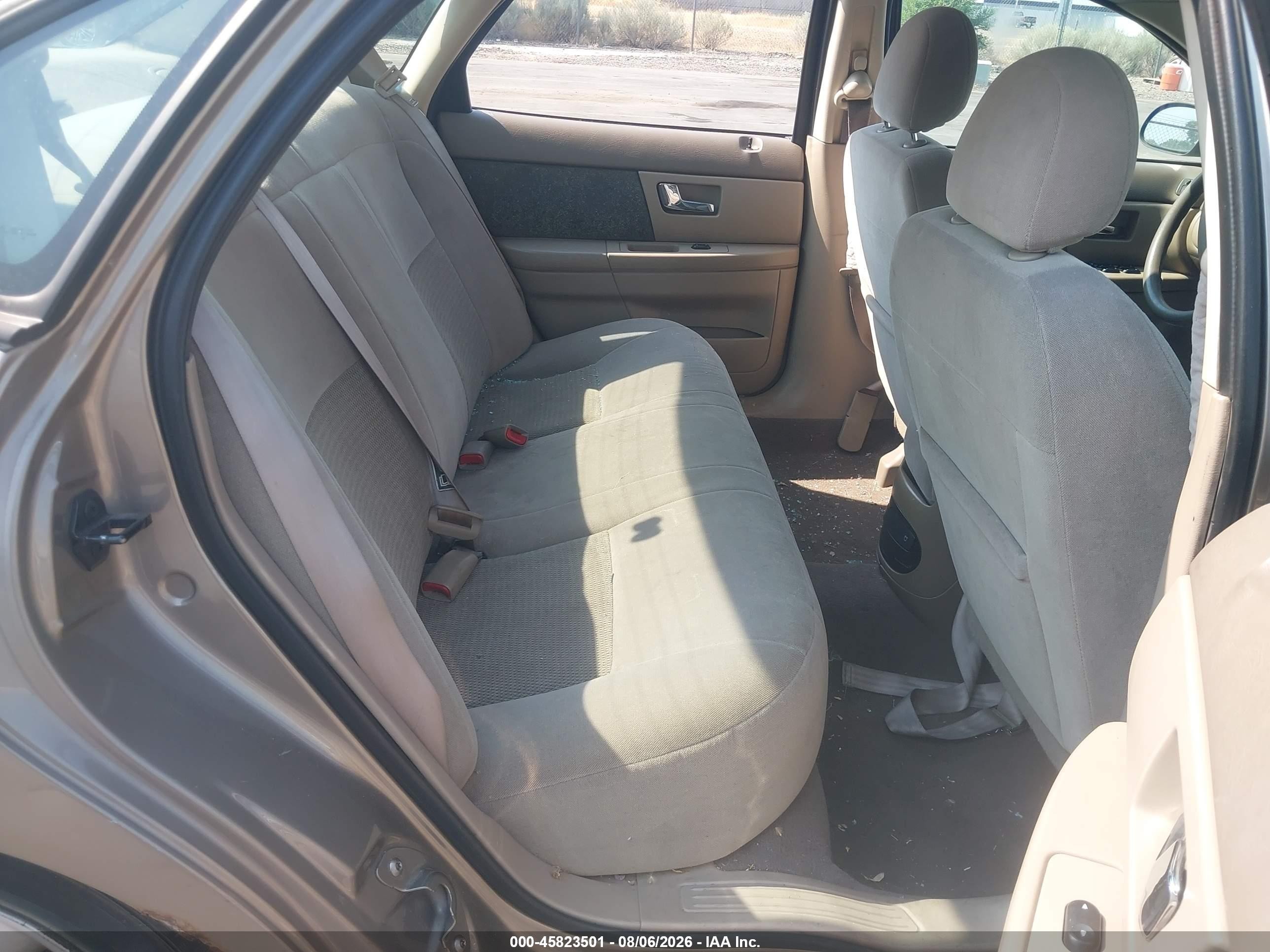2003 Ford Taurus Se Gold vin: 1FAFP53U13A124588
