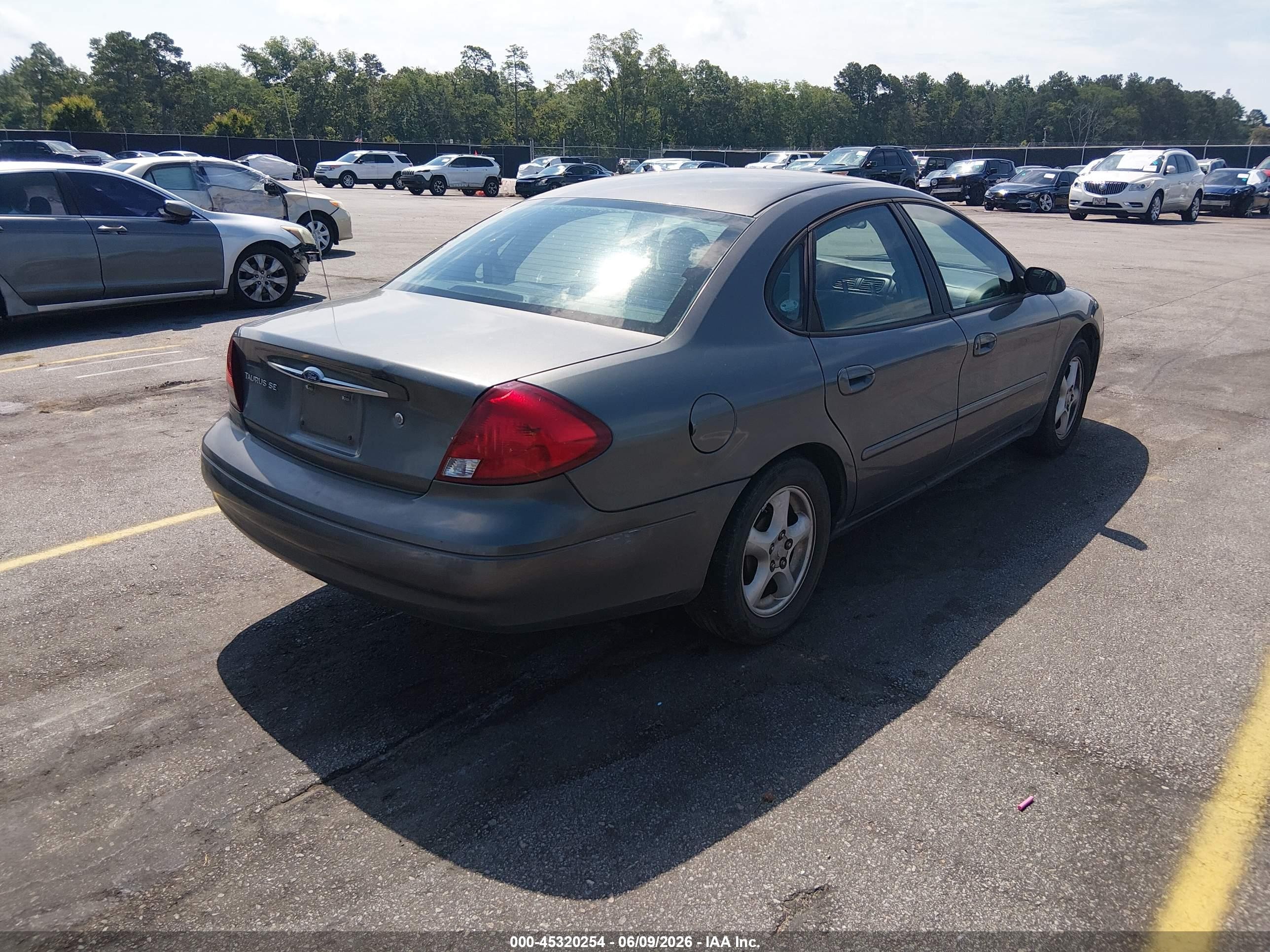 2003 Ford Taurus Se Gray vin: 1FAFP53U13G157538