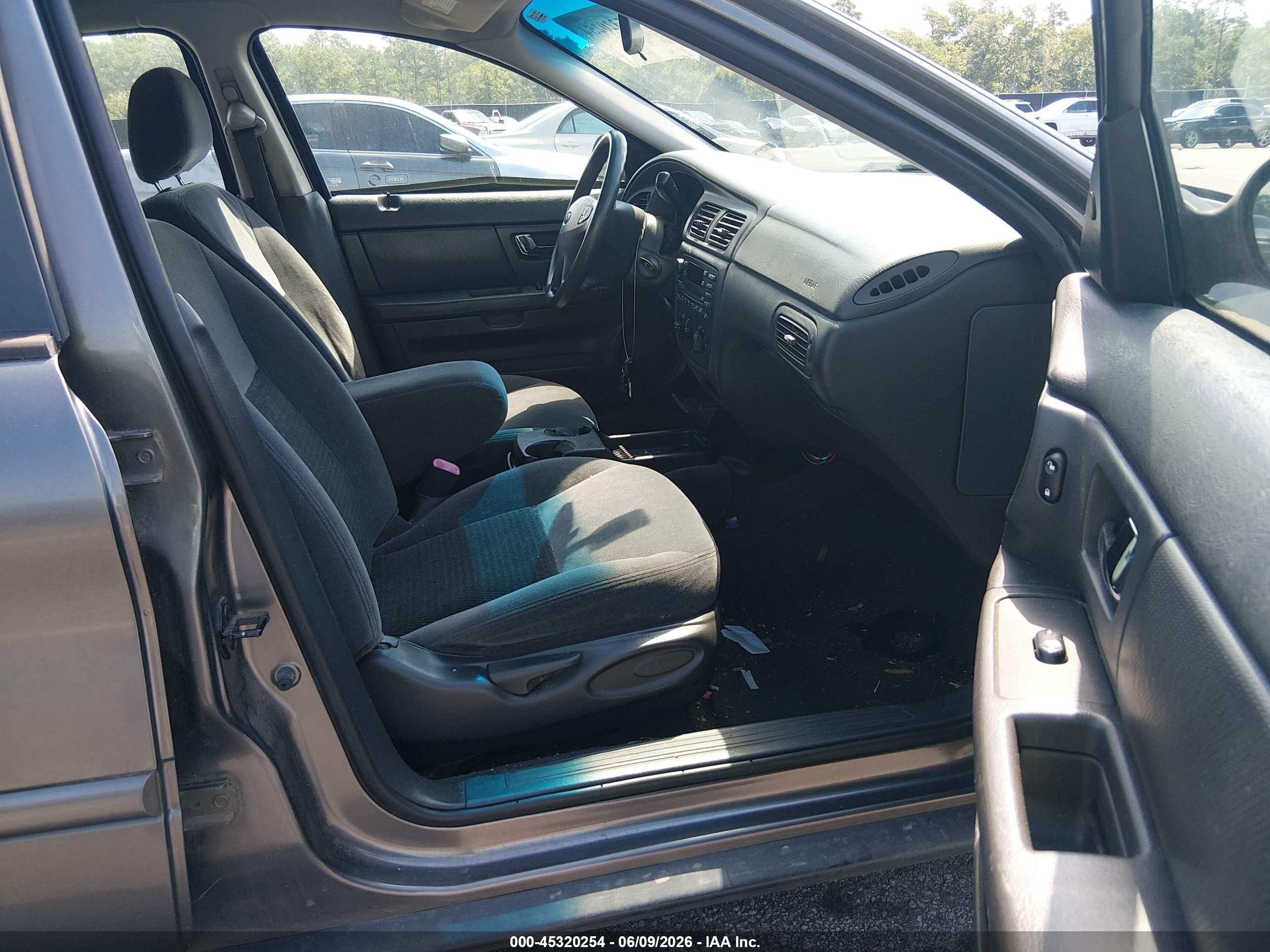 2003 Ford Taurus Se Gray vin: 1FAFP53U13G157538