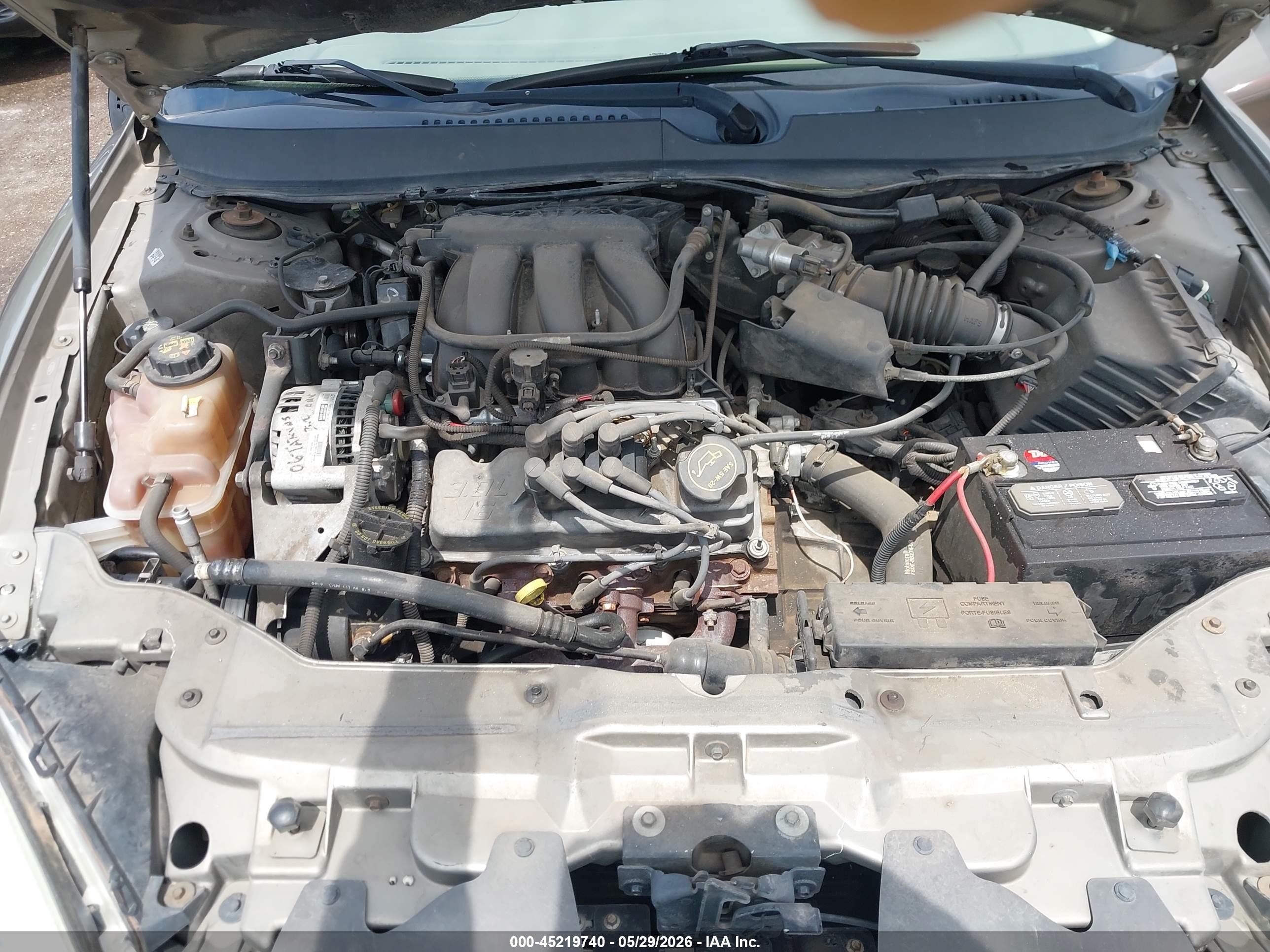 2004 Ford Taurus Se Золотой vin: 1FAFP53U14G133340