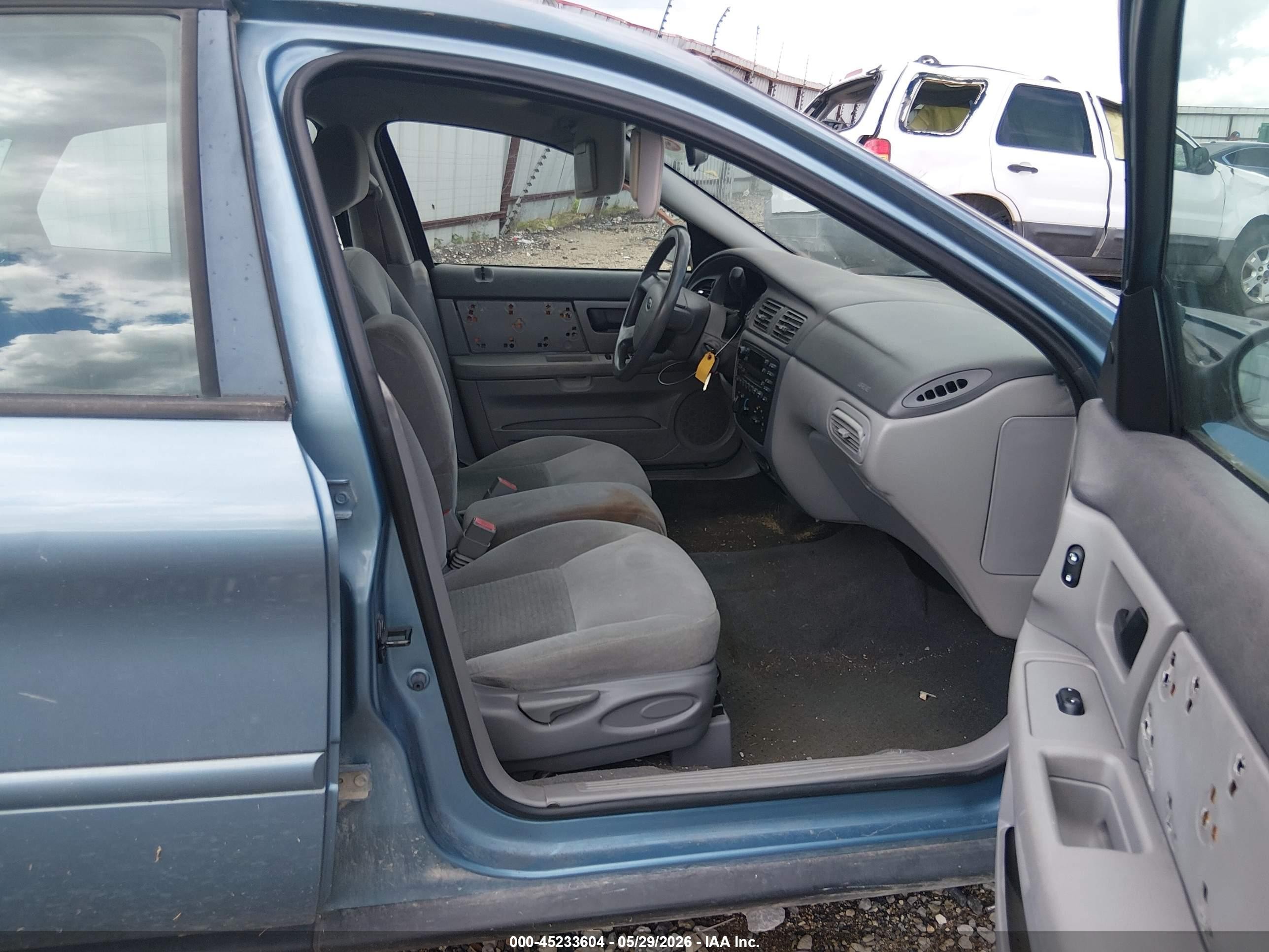2006 Ford Taurus Se Blue vin: 1FAFP53U16A186934