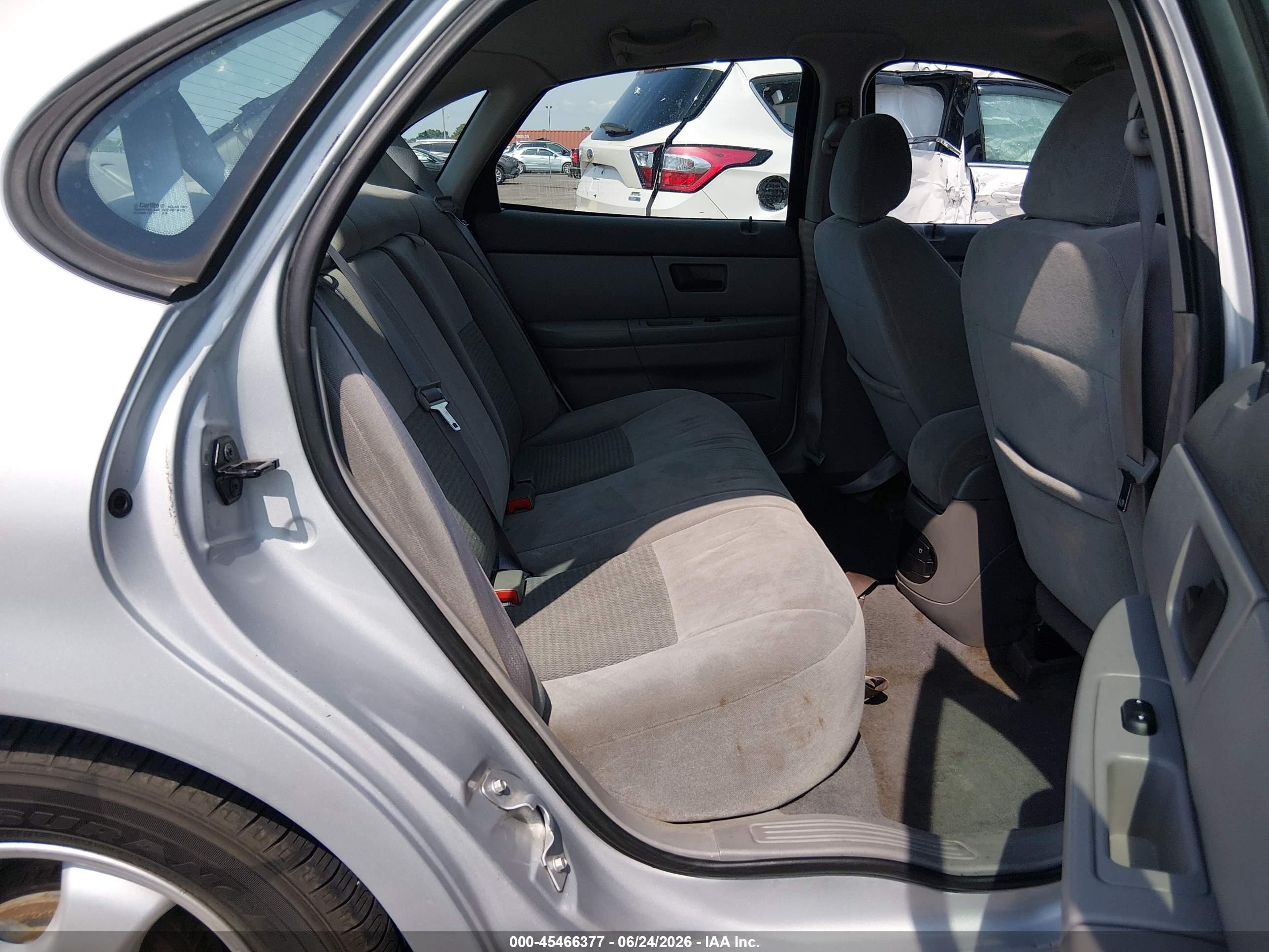 2006 Ford Taurus Se Silver vin: 1FAFP53U16A237414