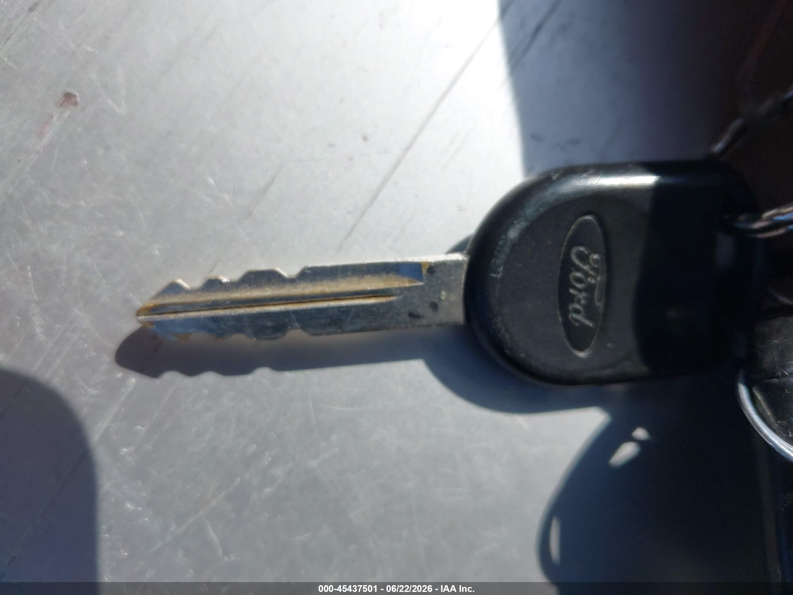 2006 Ford Taurus Se Серый vin: 1FAFP53U16A249207