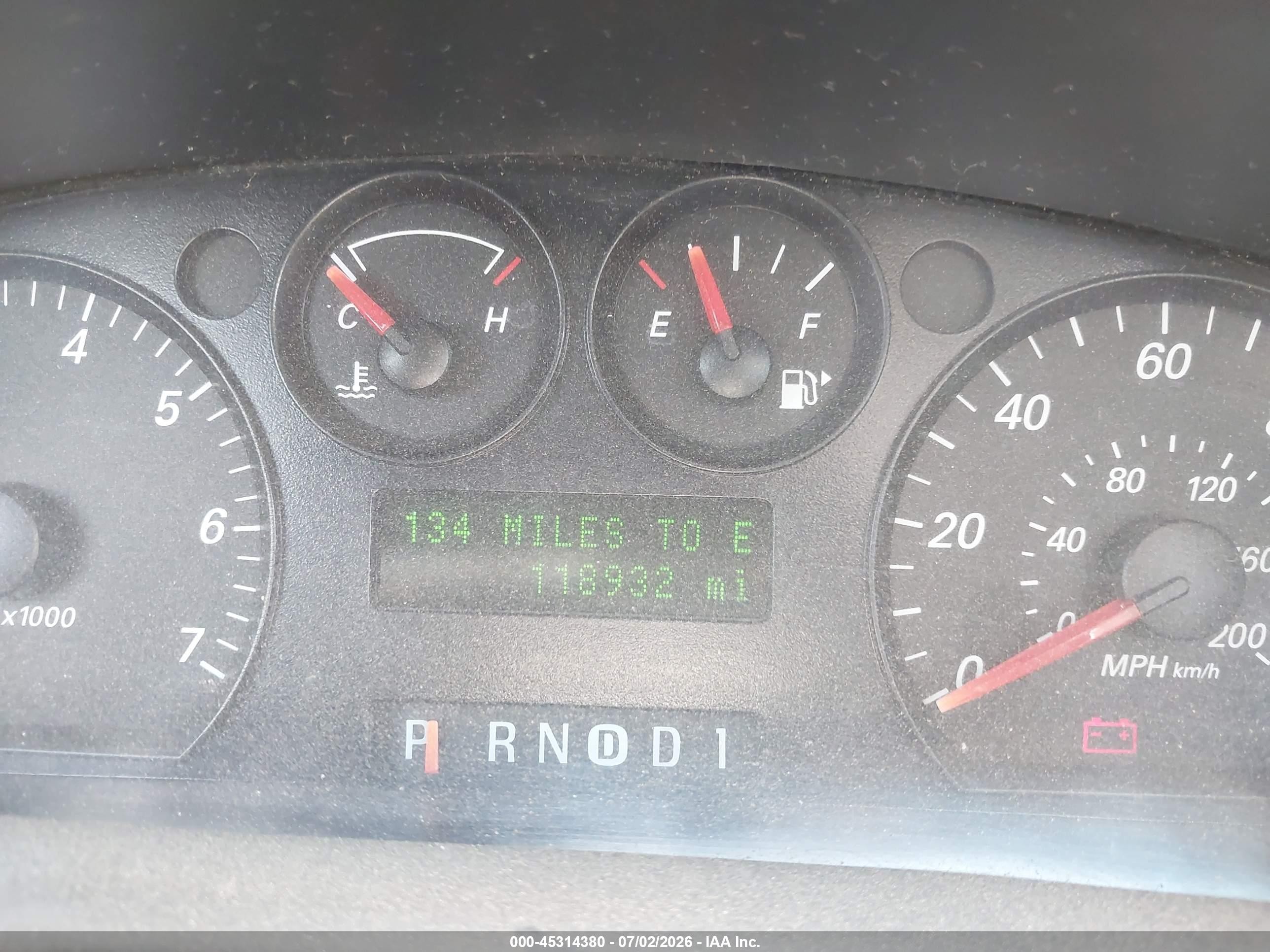 2007 Ford Taurus Se White vin: 1FAFP53U17A102595
